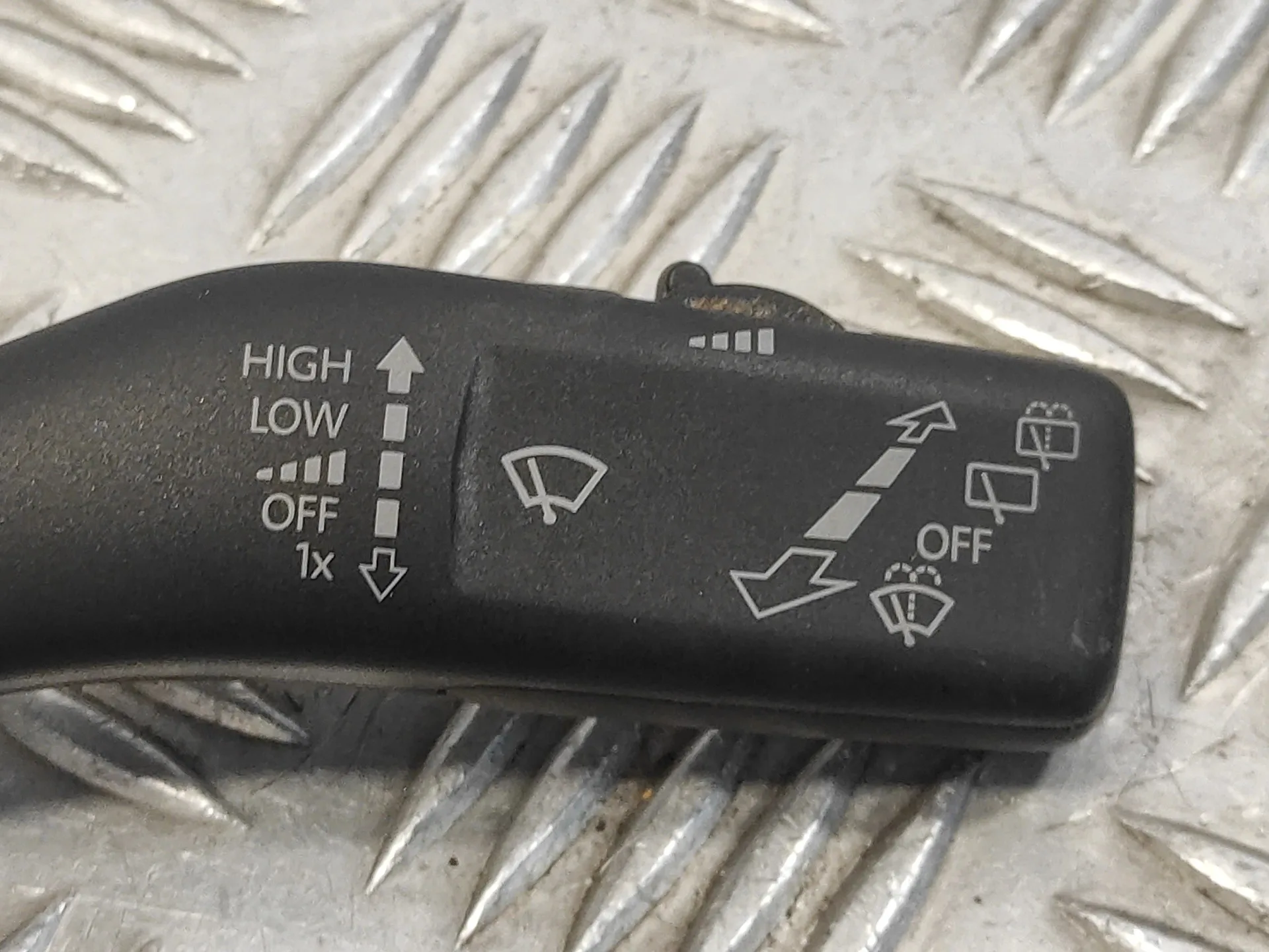 Mando Limpia para Volkswagen Tiguan (5N1)