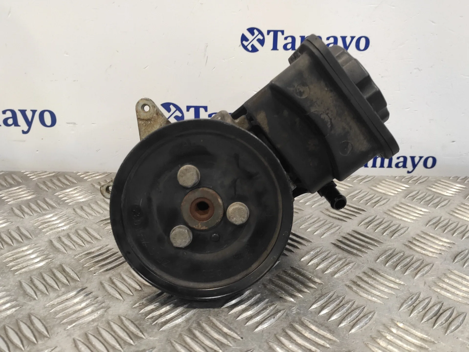 Bomba Direccion para Bmw X5 (E53)