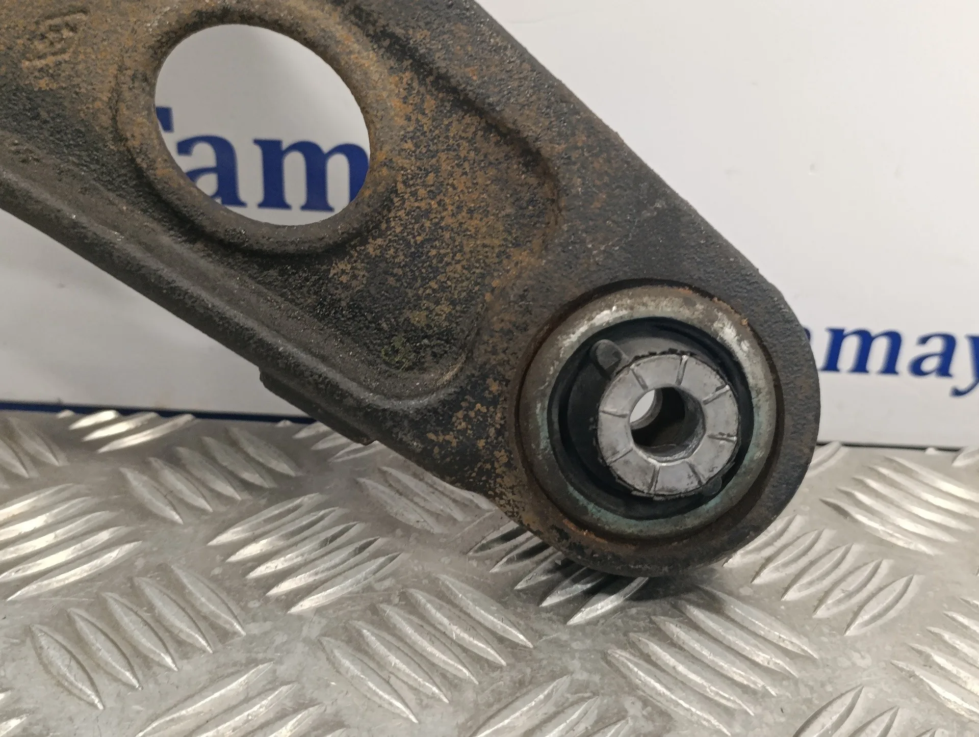 Brazo Suspension Inferior Delantero Izquierdo para Renault Trafic Combi