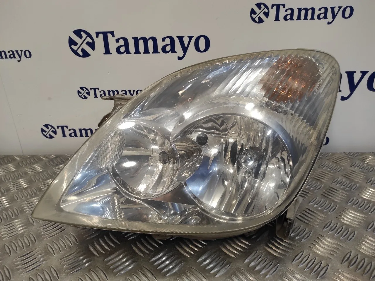 Faro Izquierdo para Toyota Corolla Verso (E12)