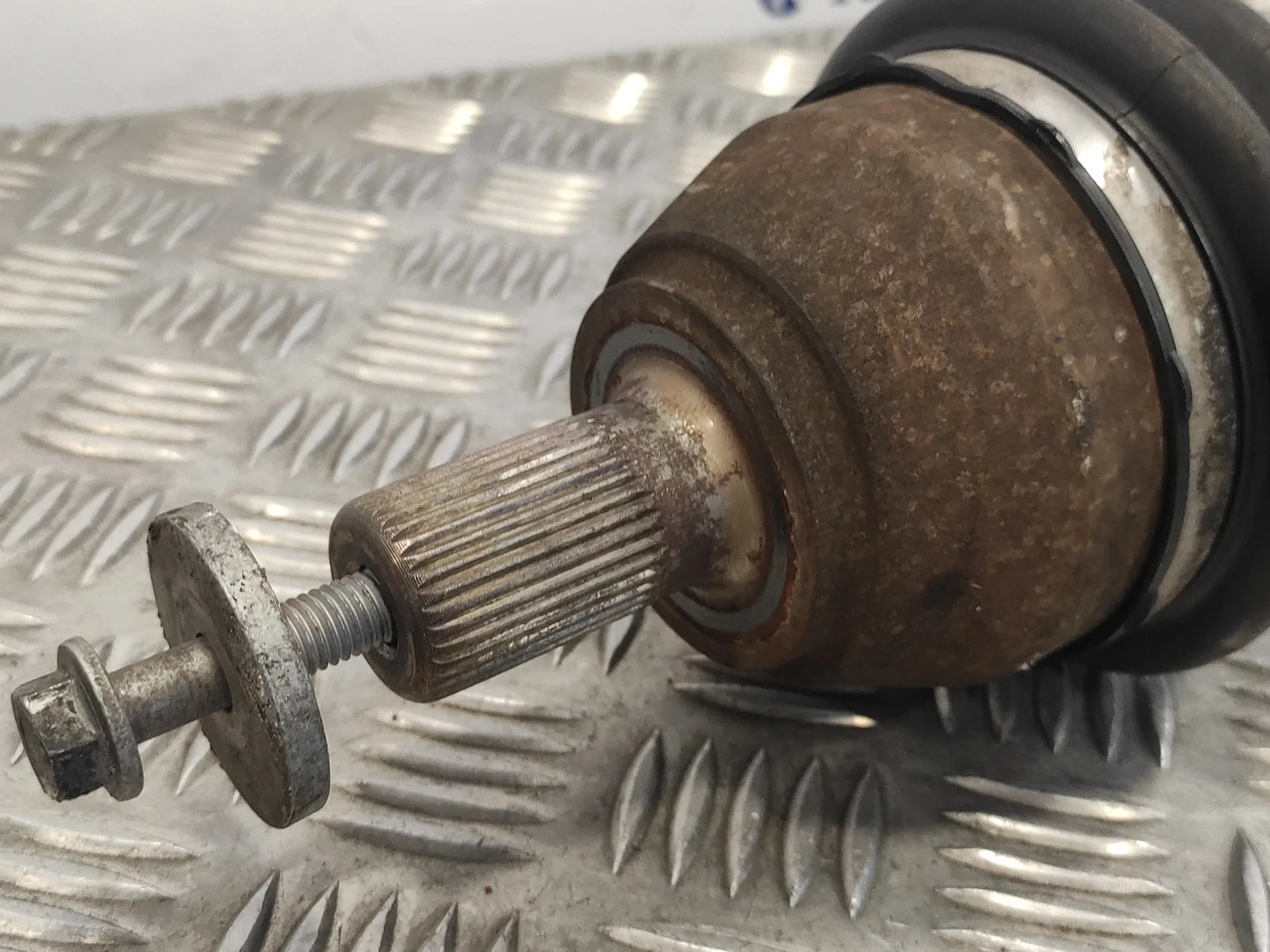 Transmision Delantera Derecha para Ford Focus Berlina (Cap)