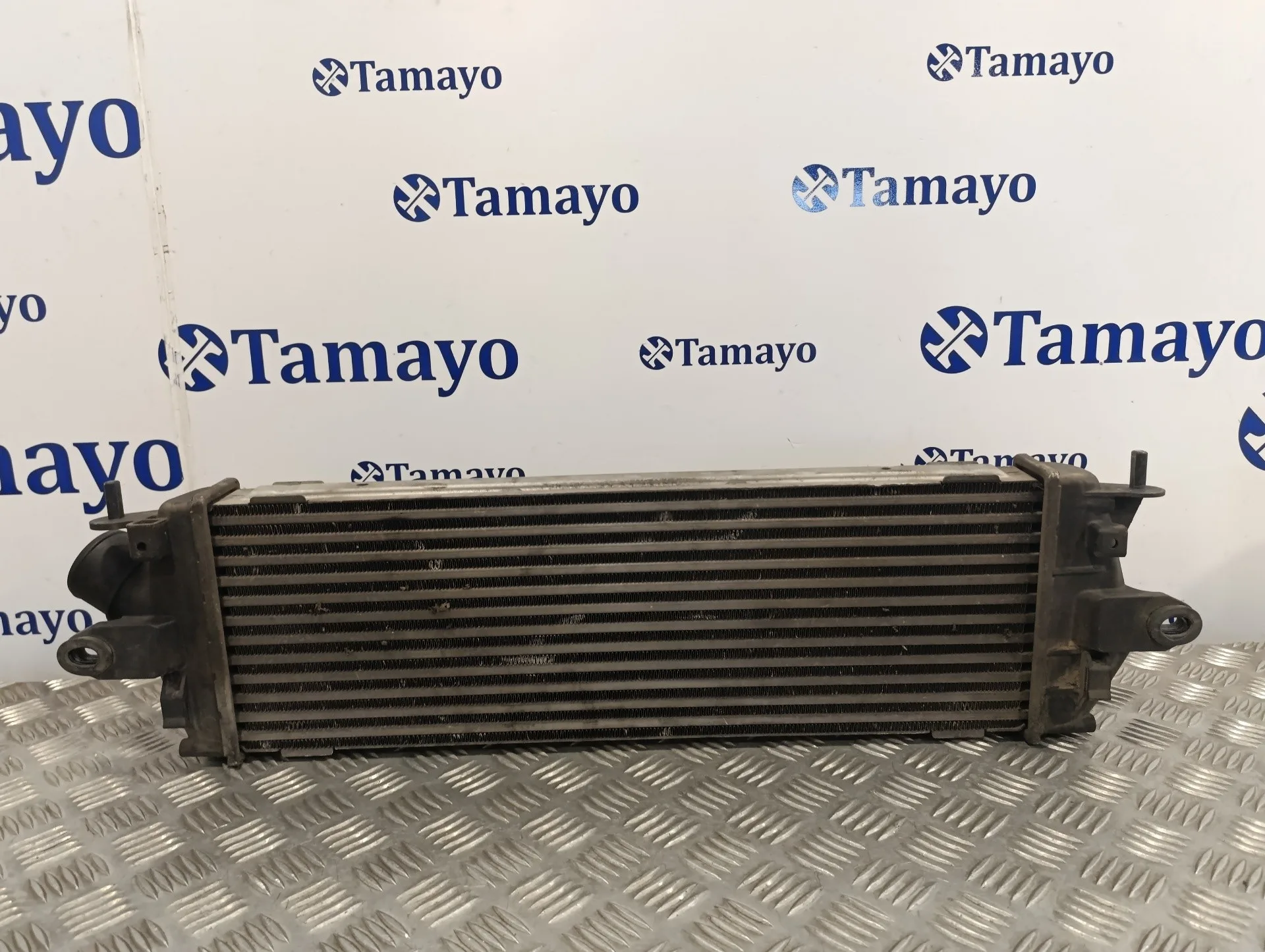 Intercooler para Renault Trafic Caja Cerrada (Ab 4.01)