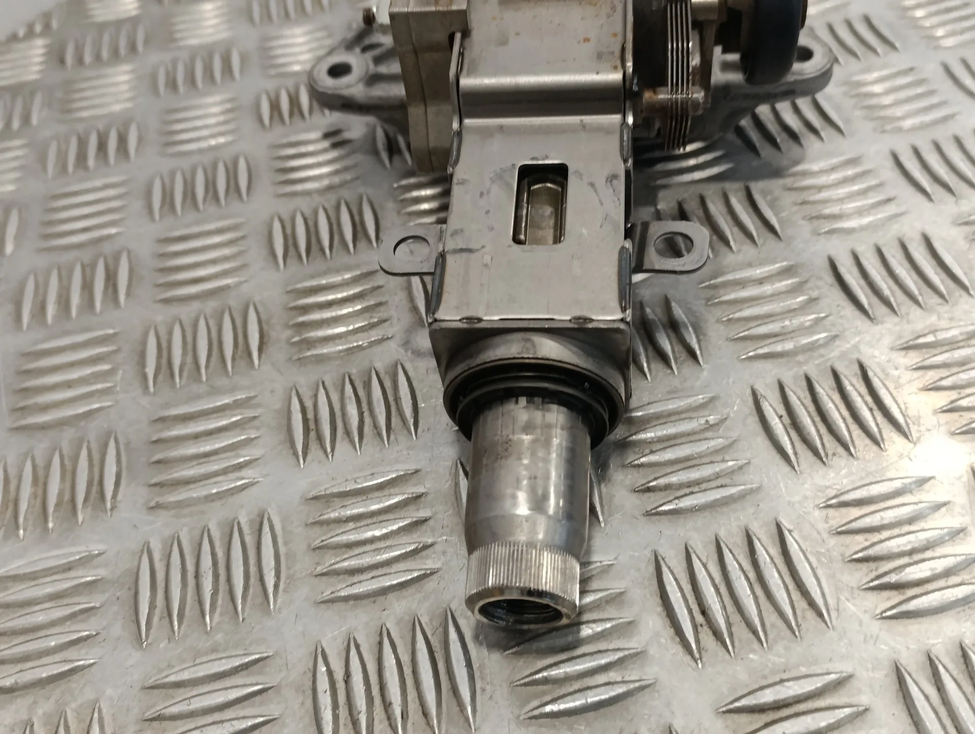 Columna Direccion para Volkswagen Tiguan (5N1)
