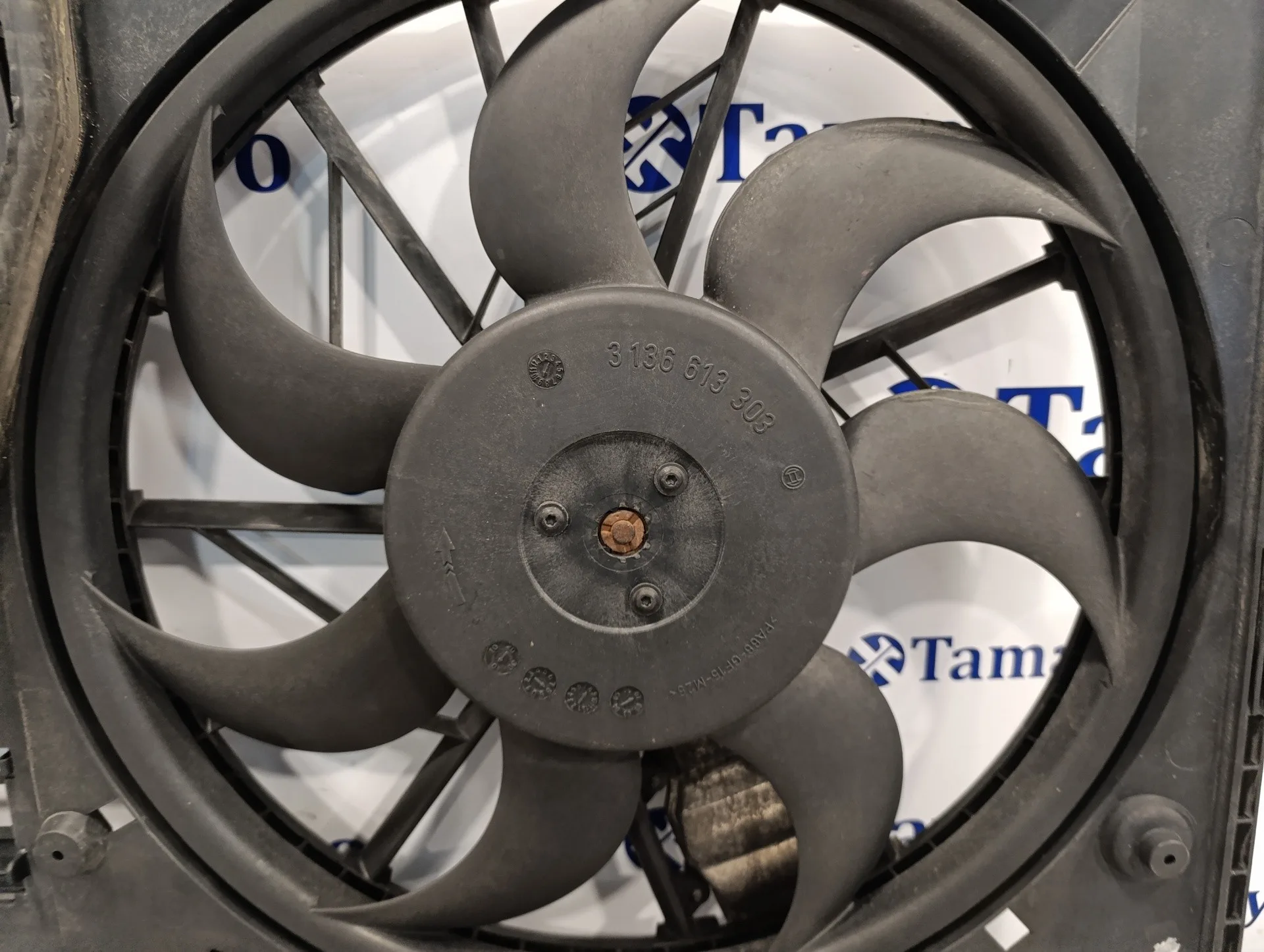 Electroventilador para Volkswagen Touareg (7L6)