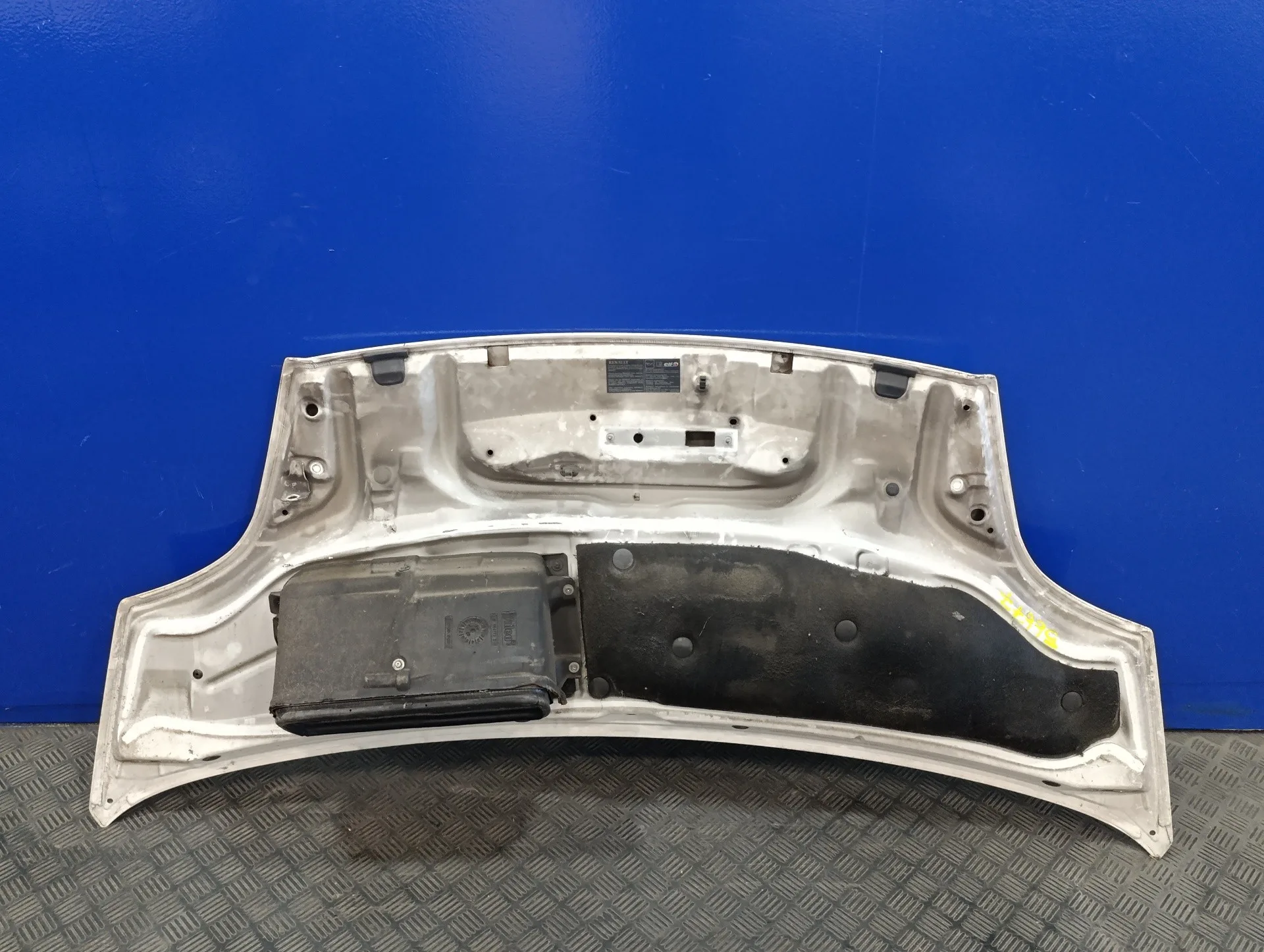 Capot para Renault Trafic Caja Cerrada (Ab 4.01)