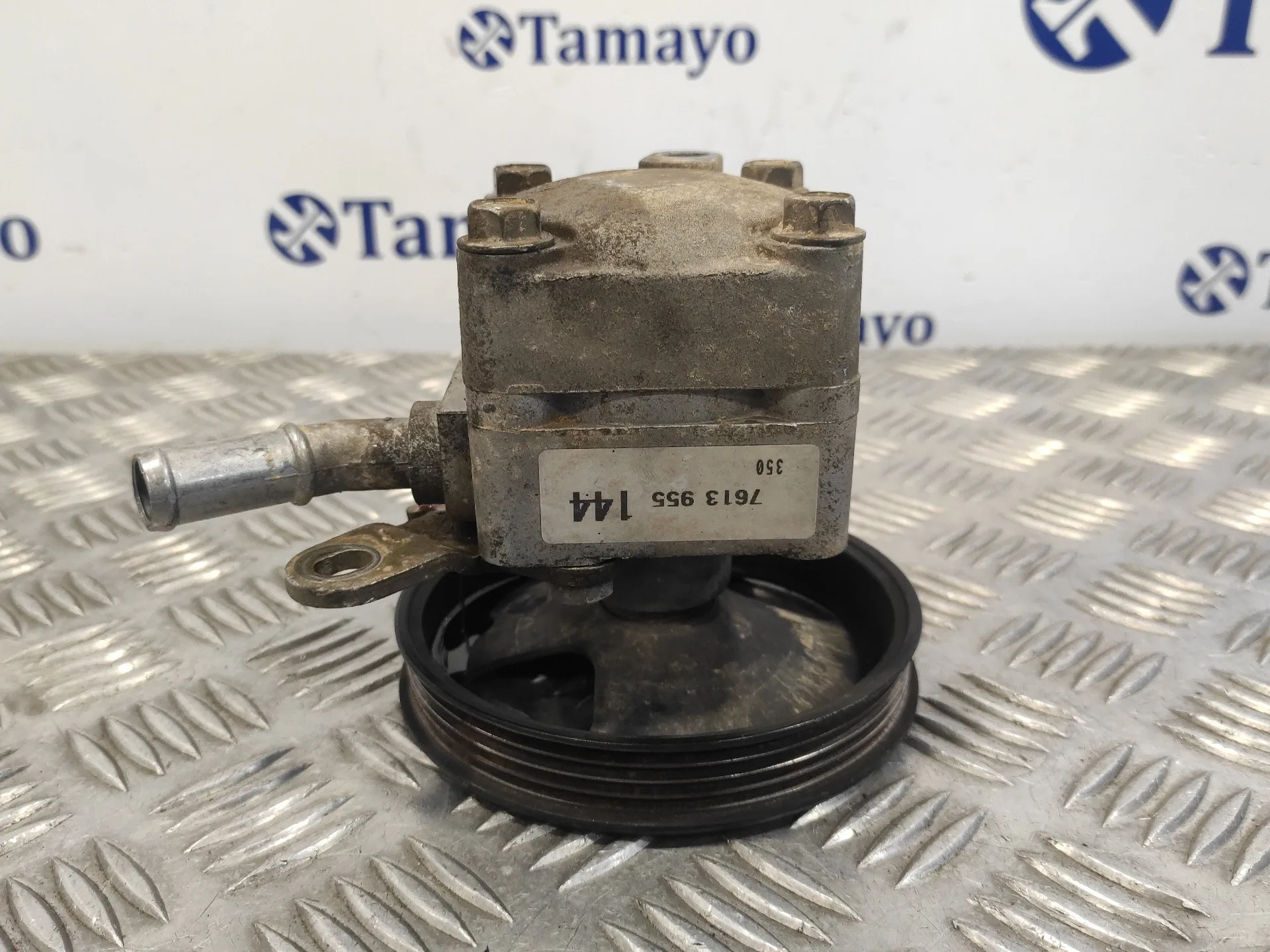Bomba Direccion para Nissan Almera (N16/E)