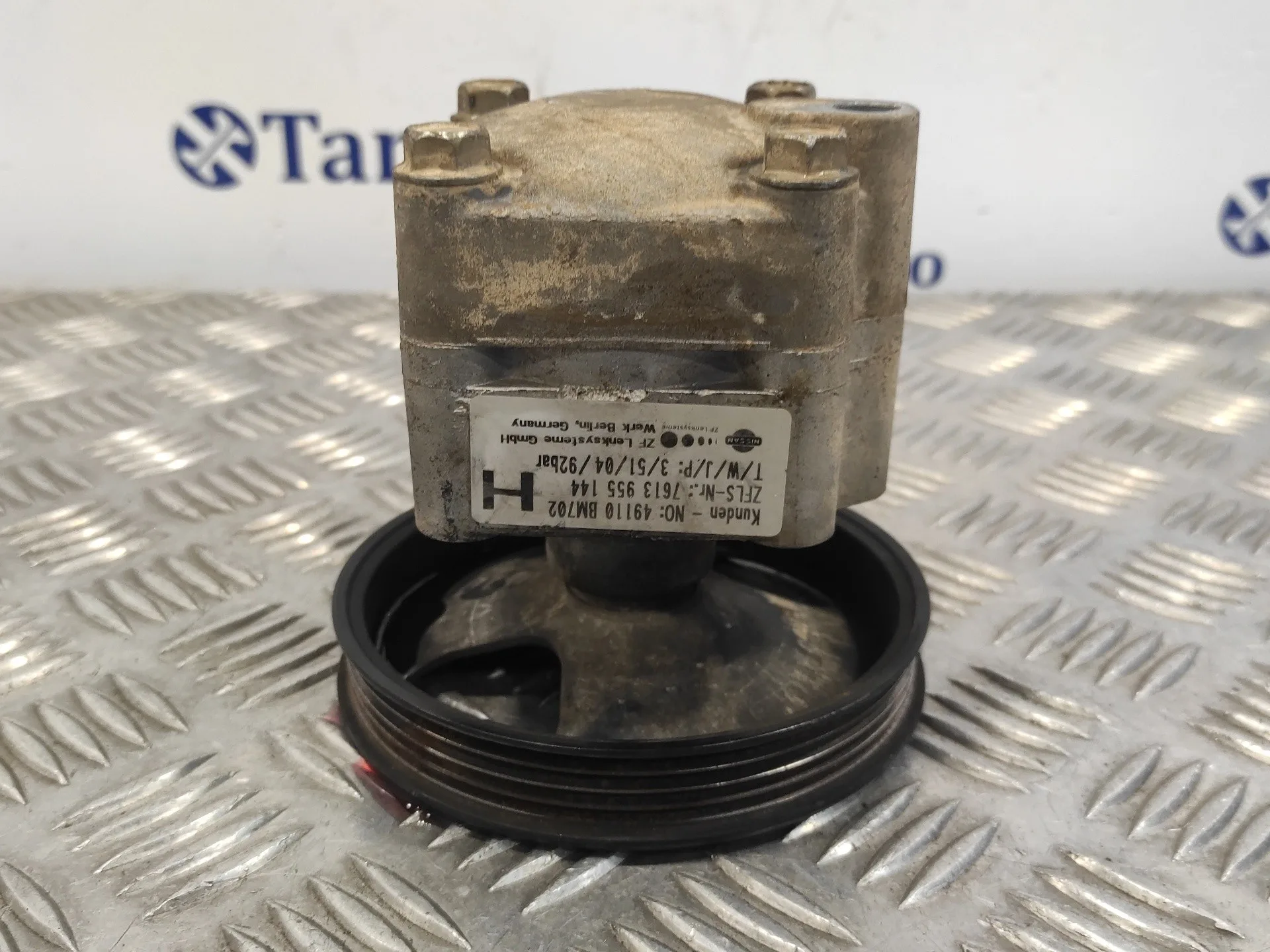 Bomba Direccion para Nissan Almera (N16/E)
