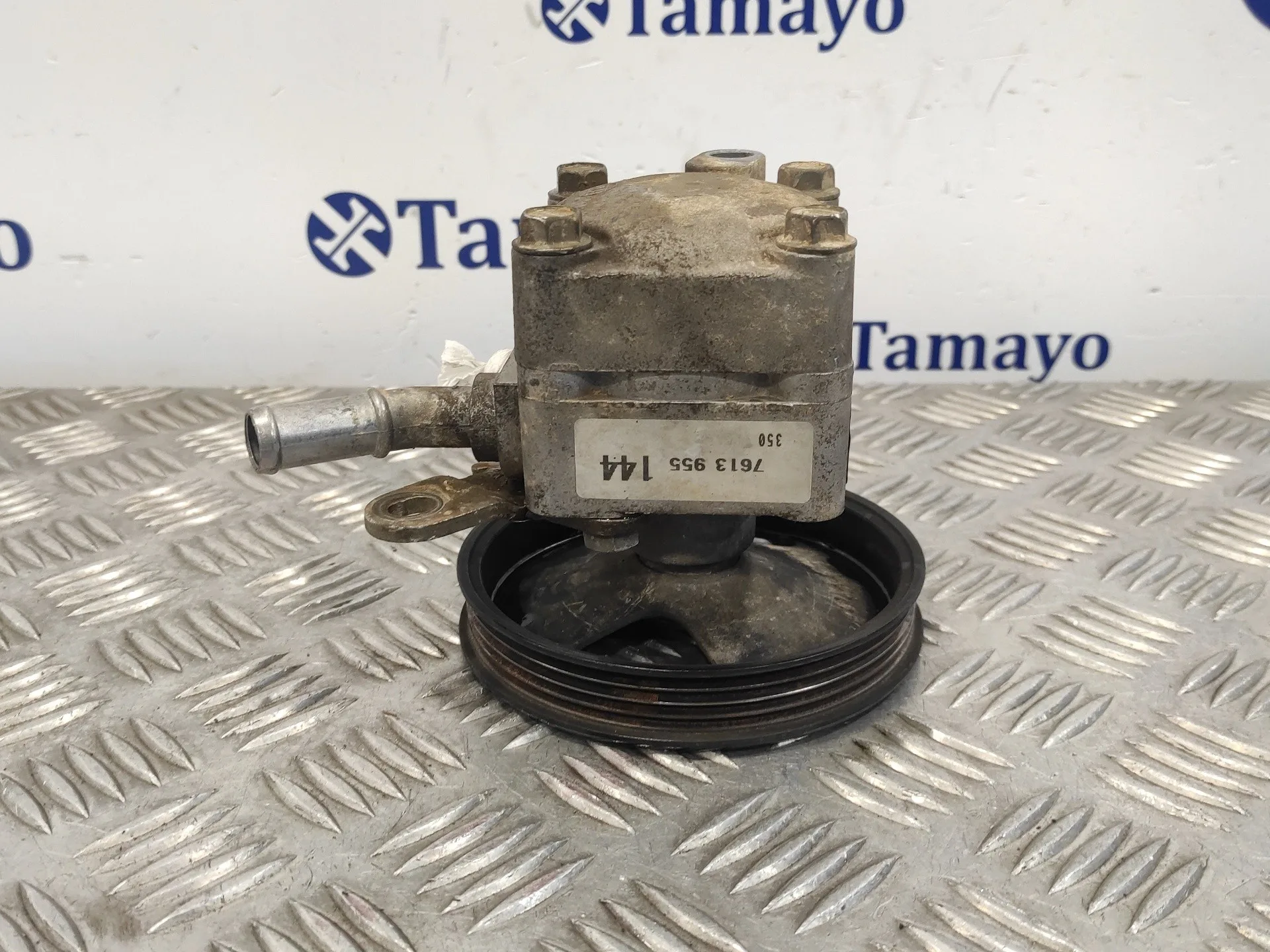 Bomba Direccion para Nissan Almera (N16/E)