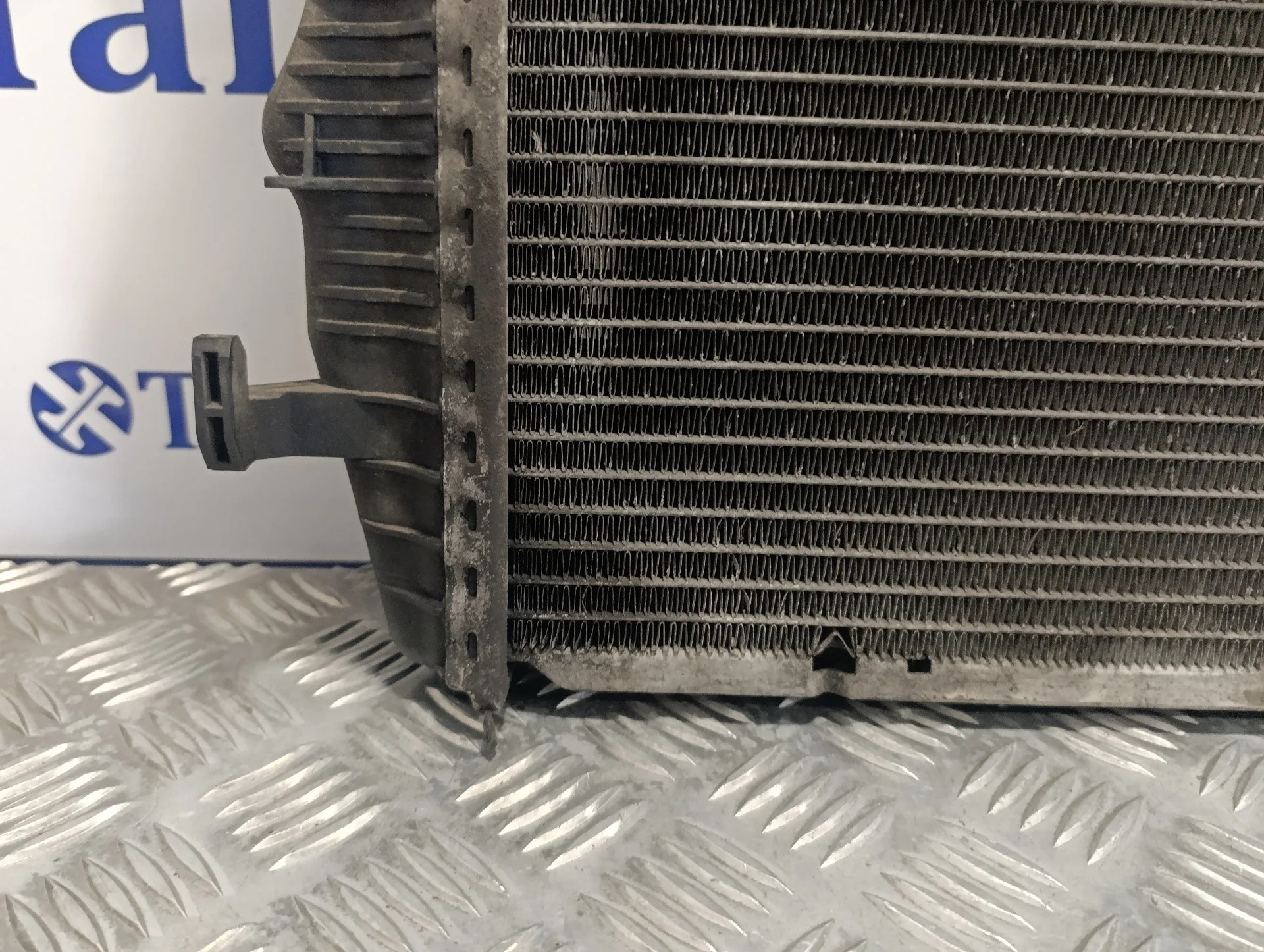 Radiador Agua para Audi Q7 (4L)