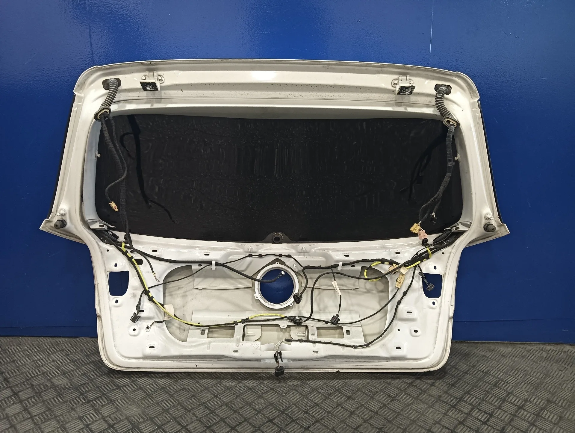 Porton Trasero para Volkswagen Golf V Berlina (1K1)