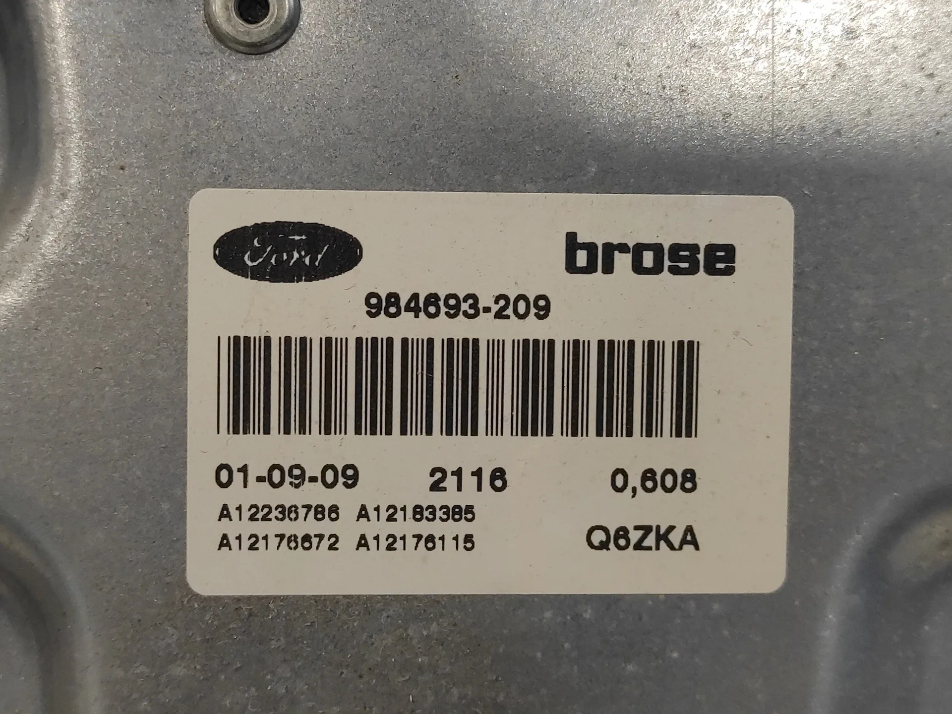 Elevalunas Delantero Derecho para Ford Focus Berlina (Cap)