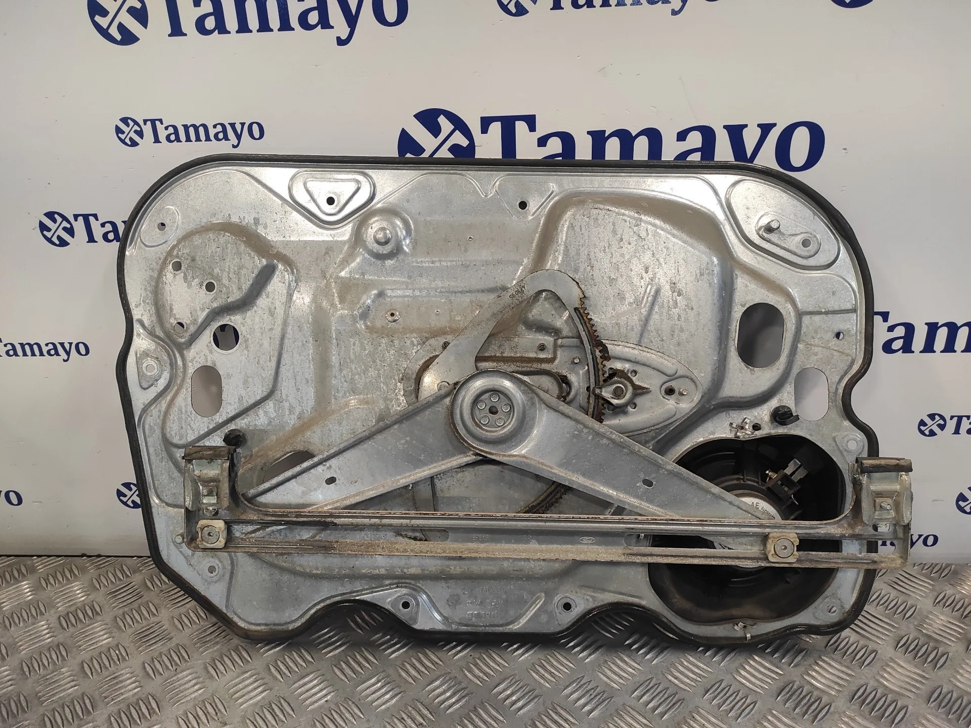 Elevalunas Delantero Derecho para Ford Focus Berlina (Cap)