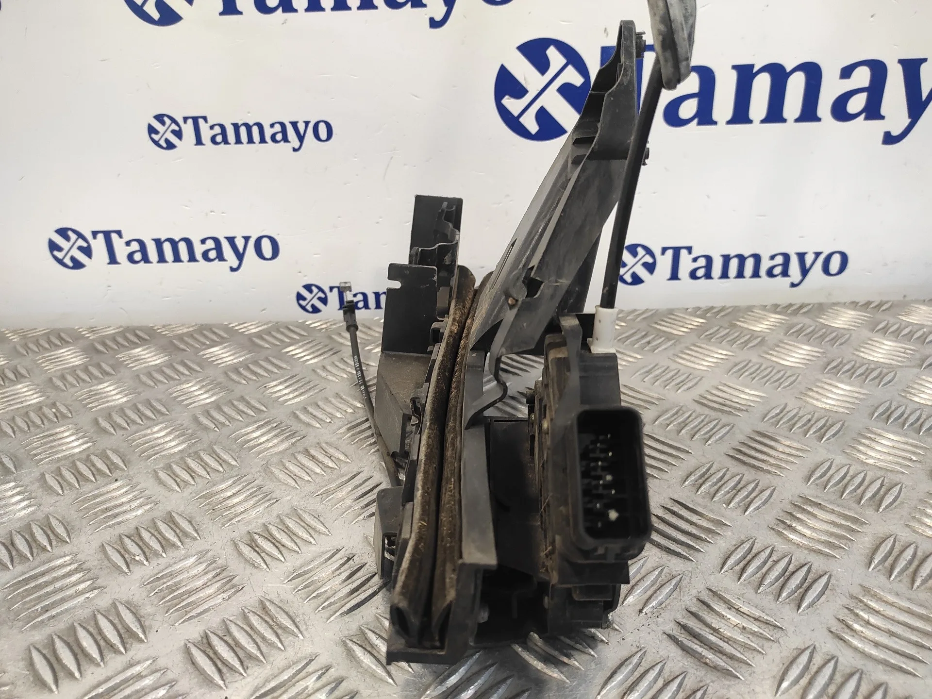 Cerradura Puerta Delantera Derecha para Ford Focus Berlina (Cap)