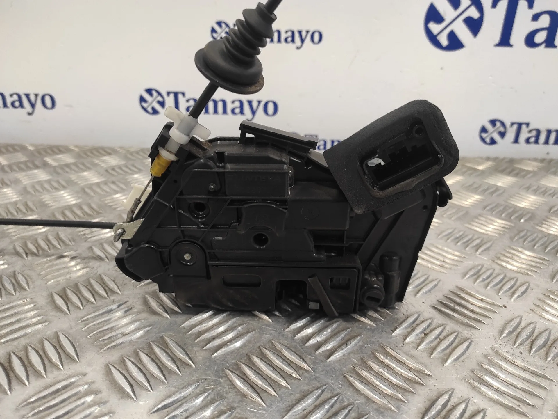 Cerradura Puerta Trasera Derecha para Volkswagen Polo (6R1)