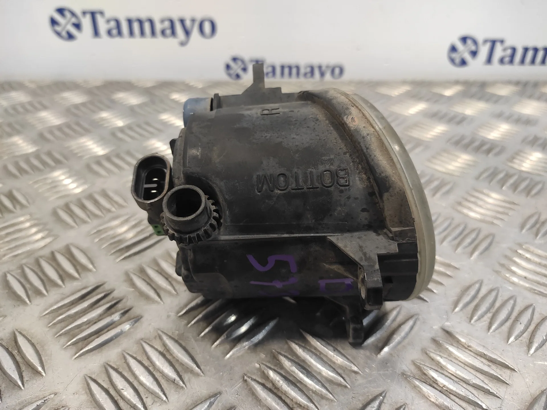Faro Antiniebla Derecho para Toyota Avensis Berlina (T25)