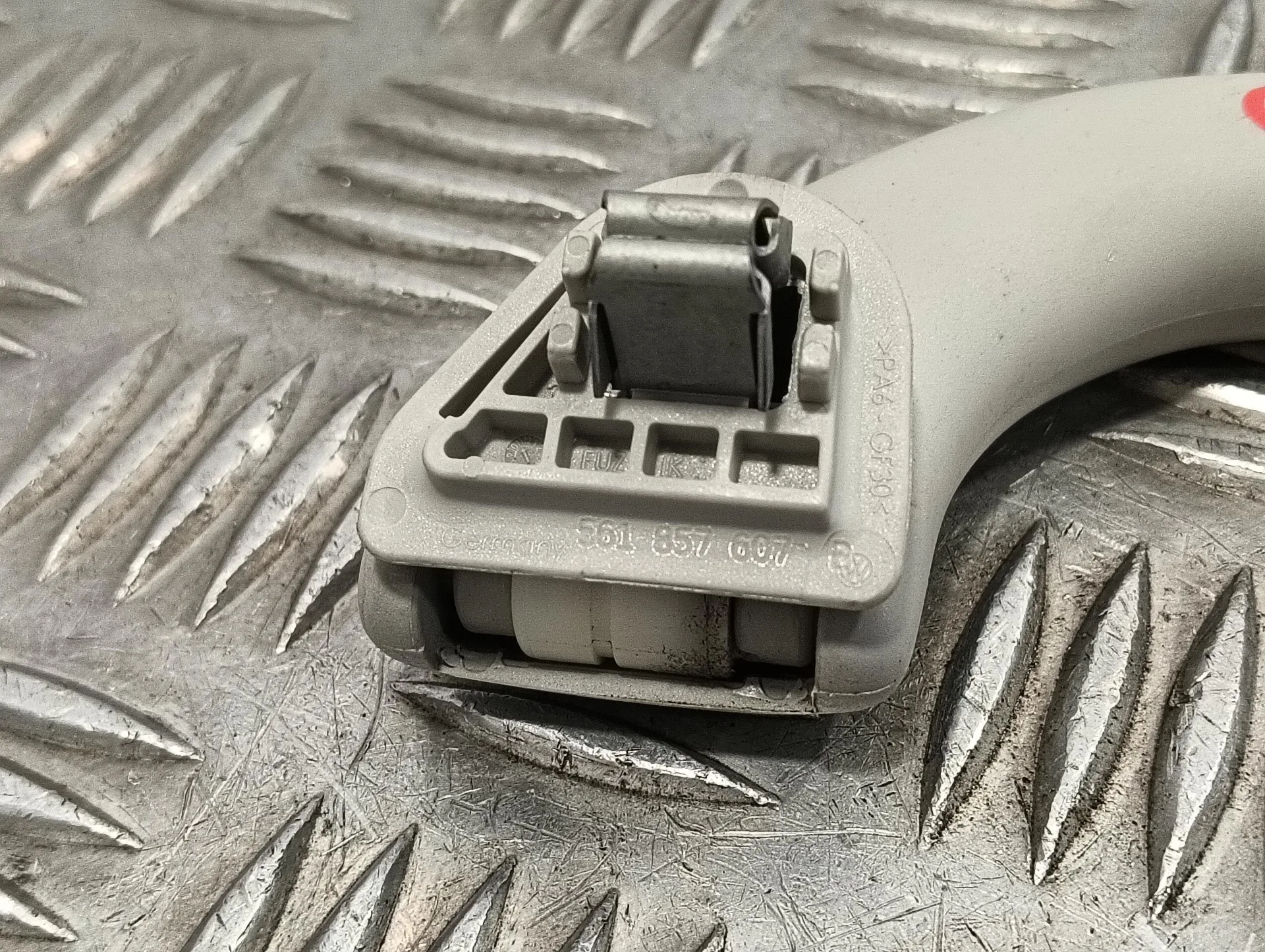 Asidero Delantero Derecho para Seat Leon (5F1)