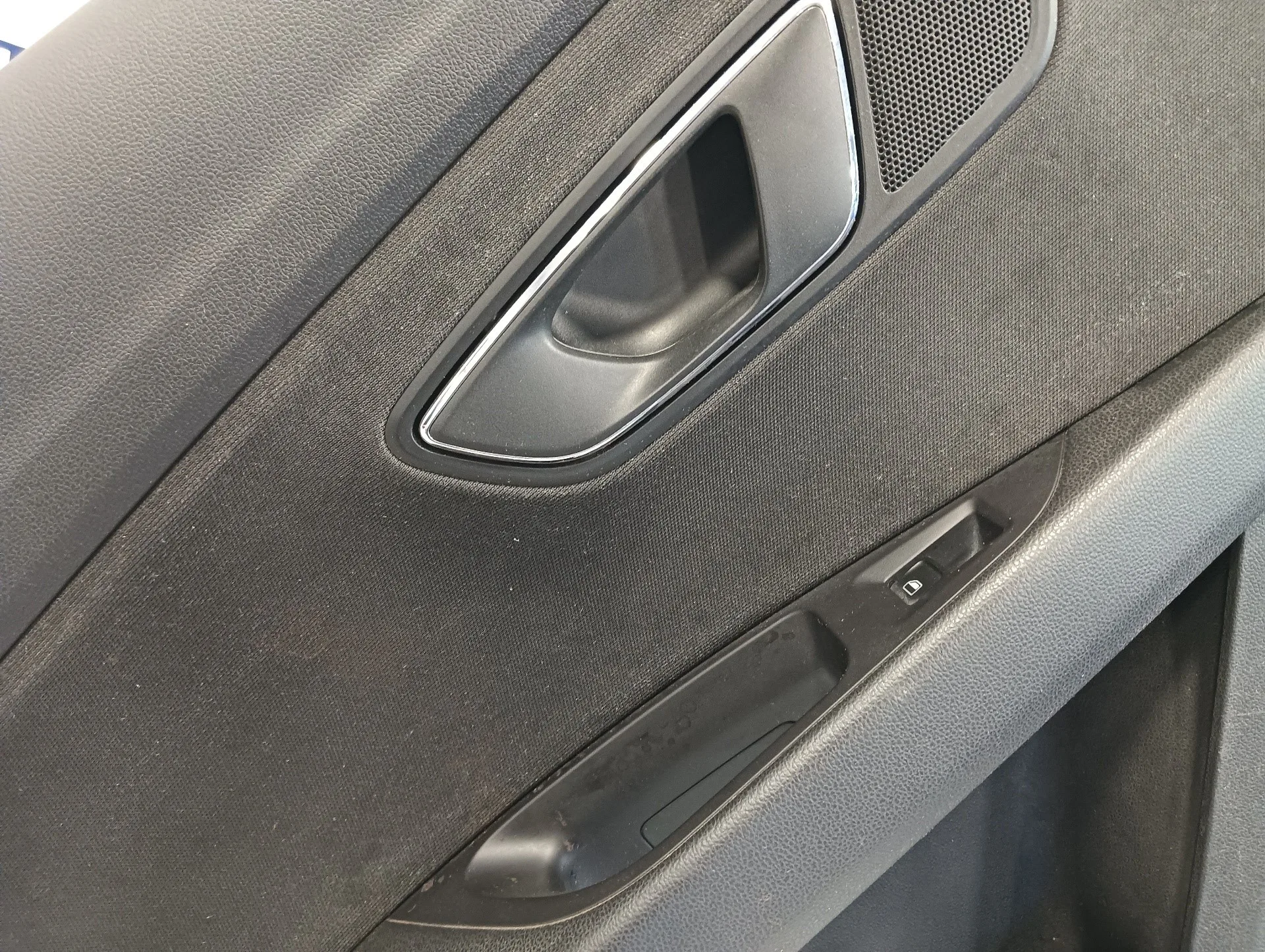Guarnecido Puerta Trasera Izquierda para Seat Leon (5F1)