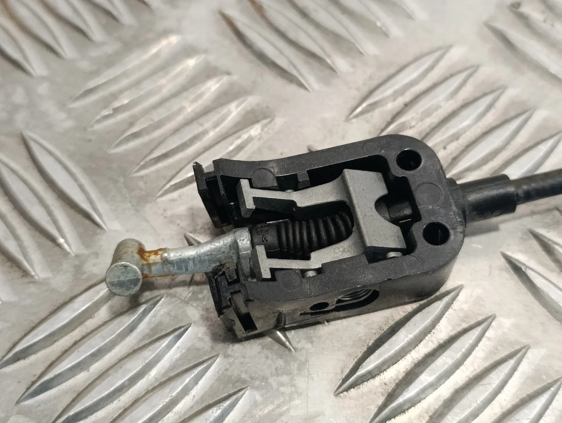 Cerradura Puerta Delantera Derecha para Seat Leon (5F1)