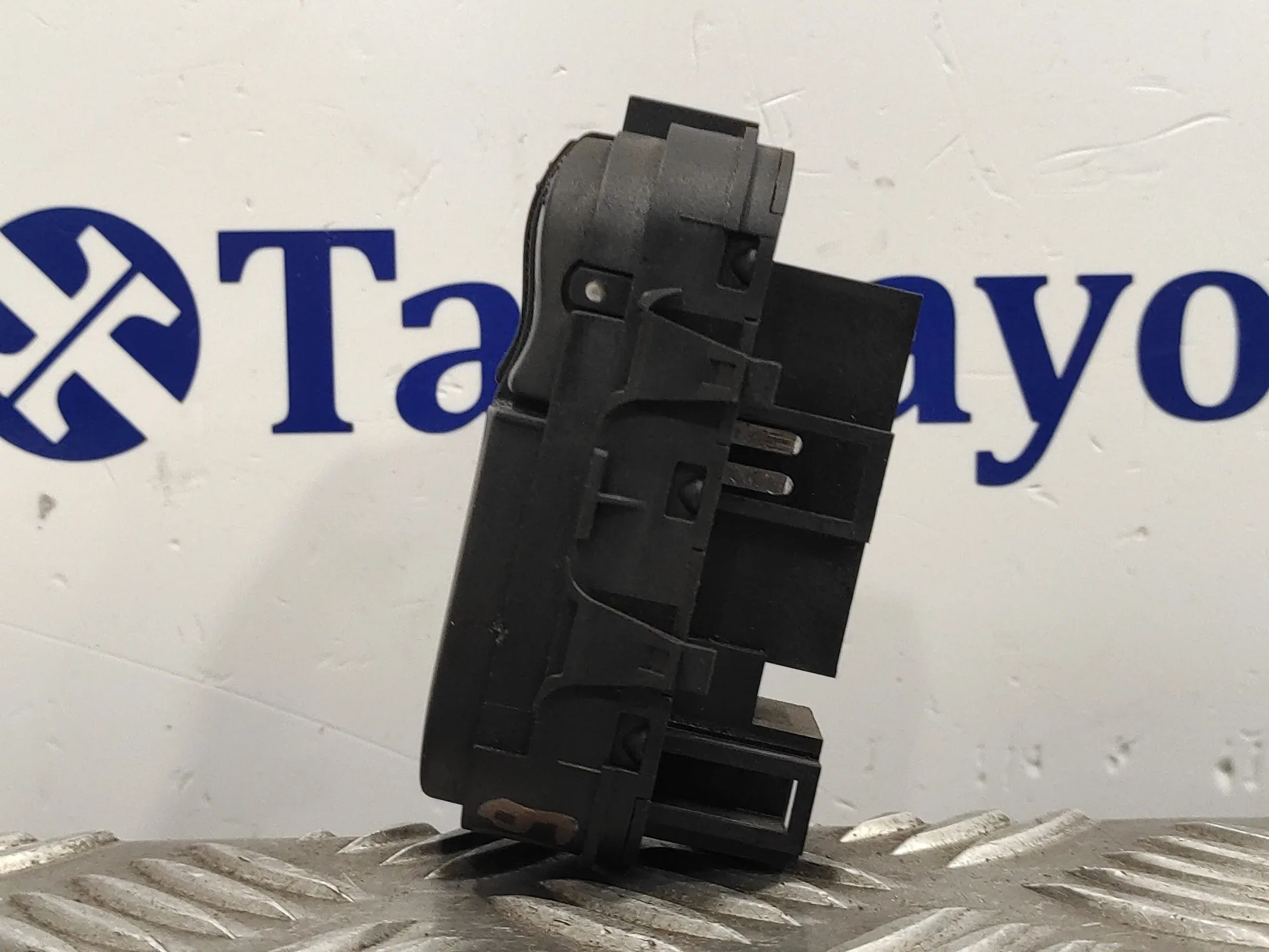 Mando Elevalunas Delantero Izquierdo para Ford Focus Berlina (Cak)