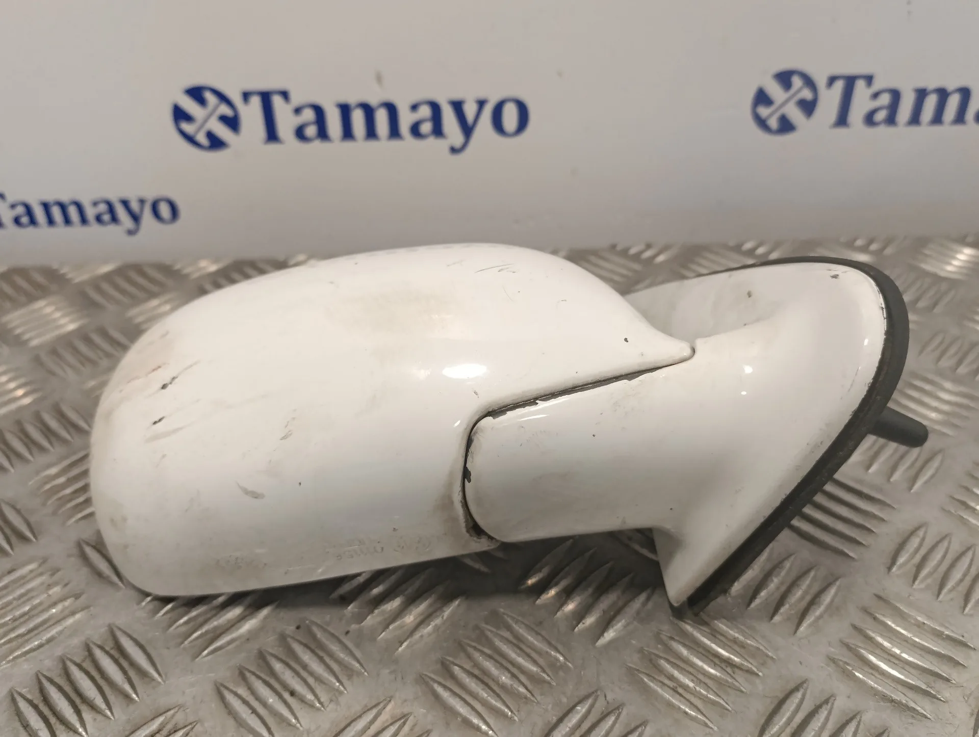 Retrovisor Derecho para Nissan Micra (K11)