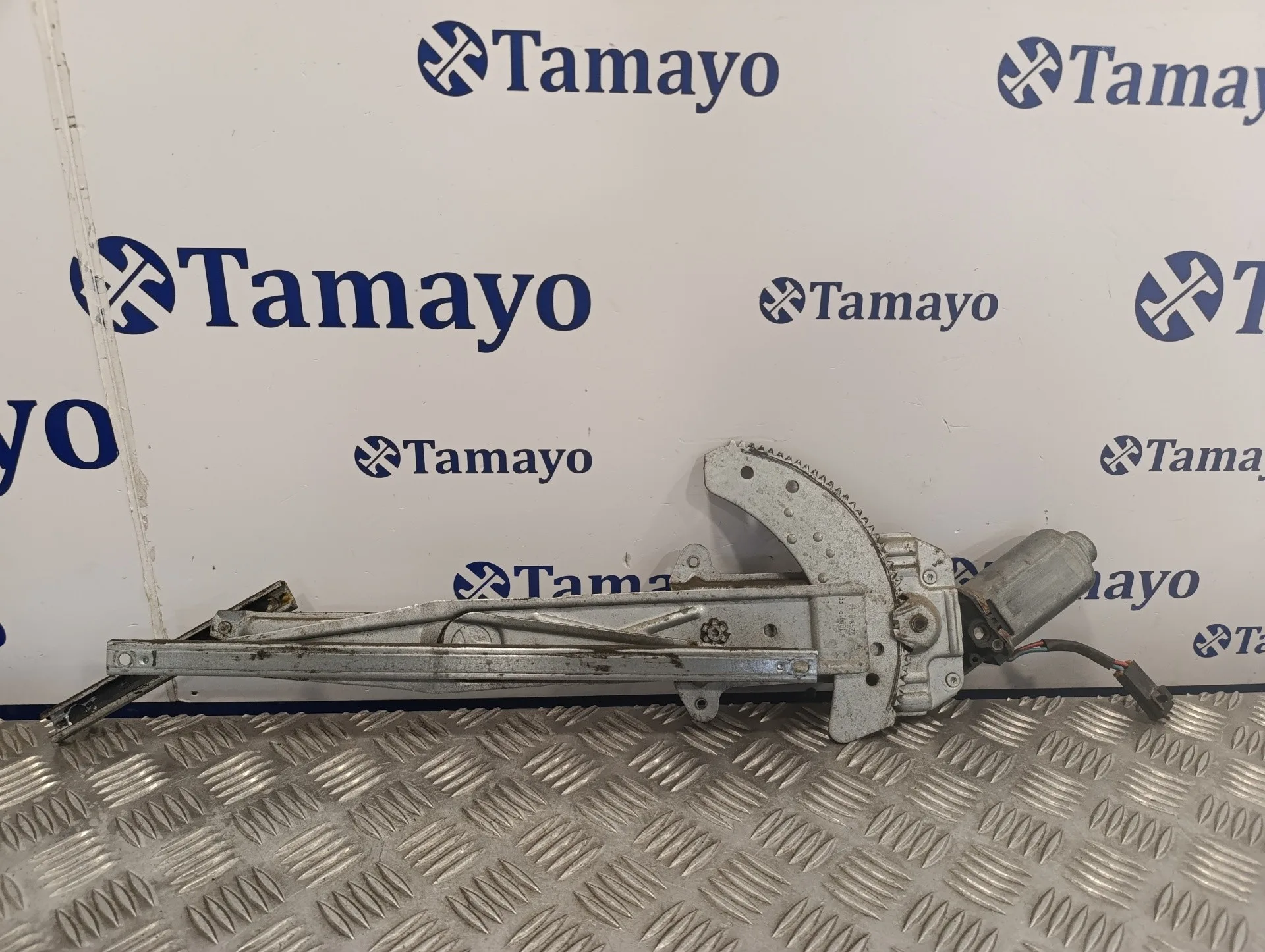 Elevalunas Delantero Derecho para Nissan Micra (K11)
