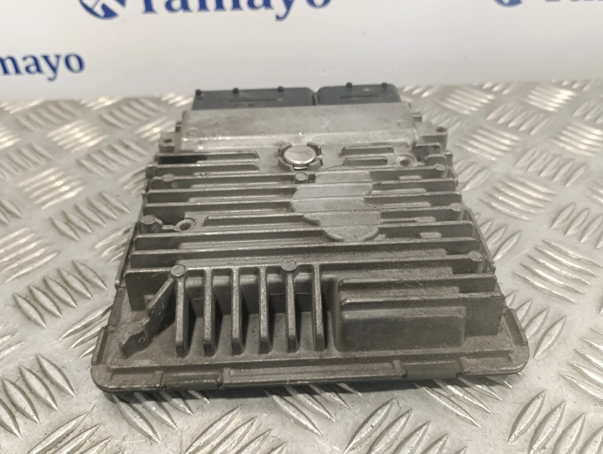 Centralita Motor Uce para Seat Ibiza (6J5)