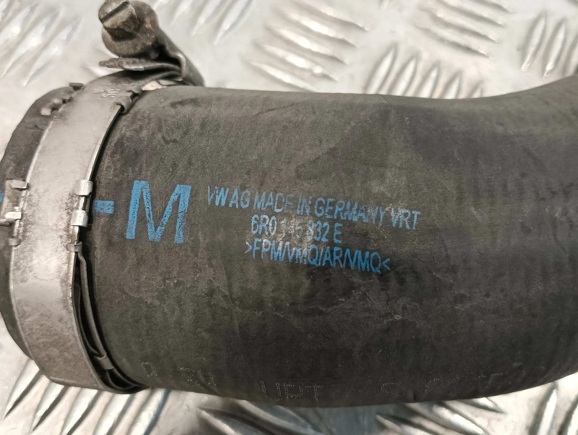 Tubo para Seat Ibiza (6J5)