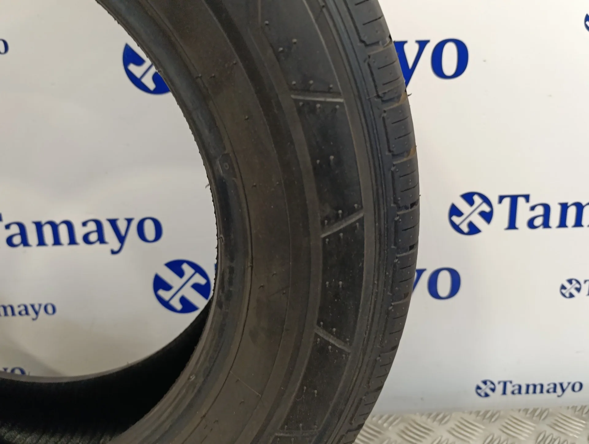Neumatico Hankook Vantra Lt 205/65R16C 105/107T para Renault Trafic Caja Cerrada (Ab 4.01)
