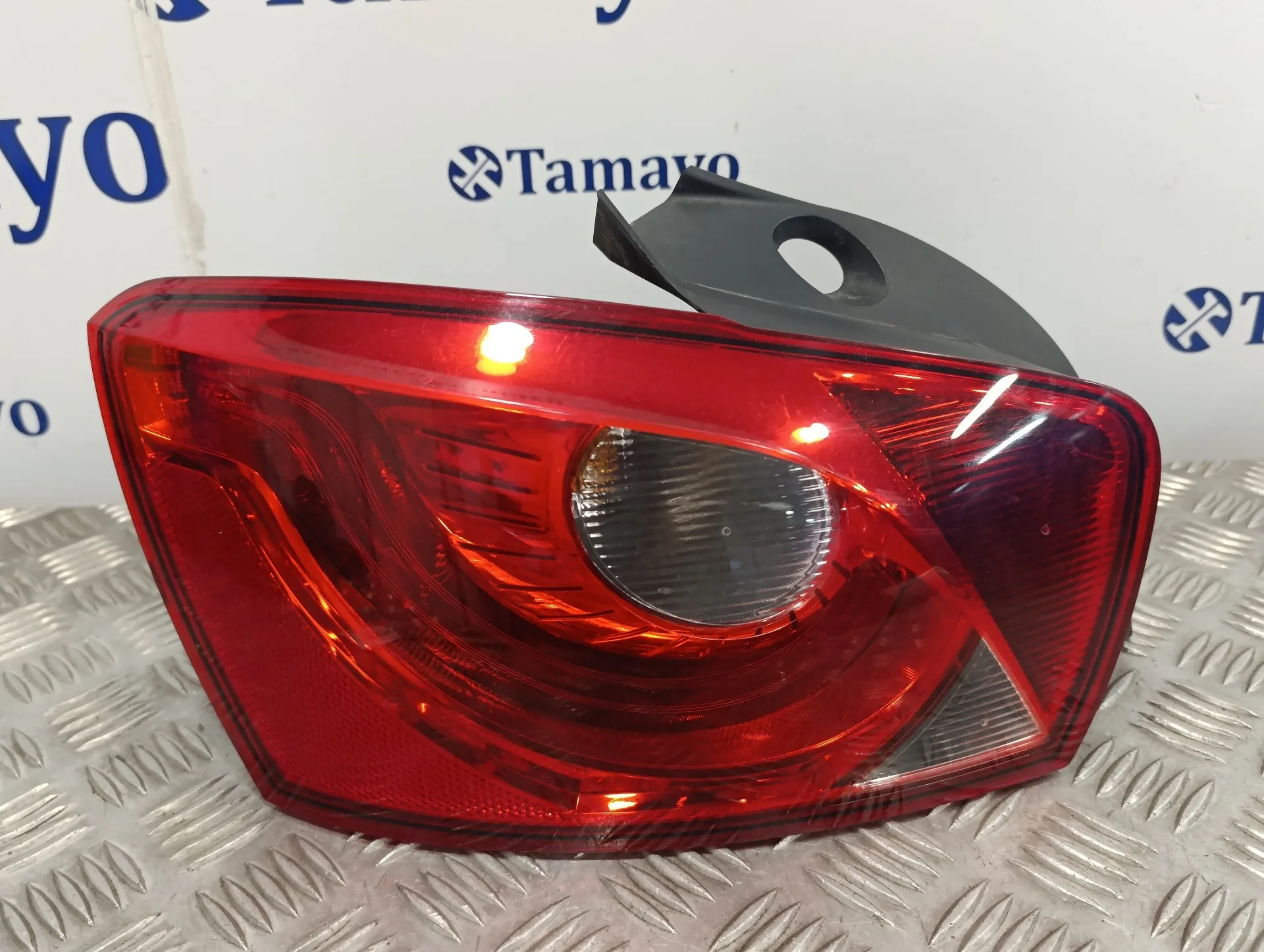 Piloto Trasero Izquierdo para Seat Ibiza (6J5)
