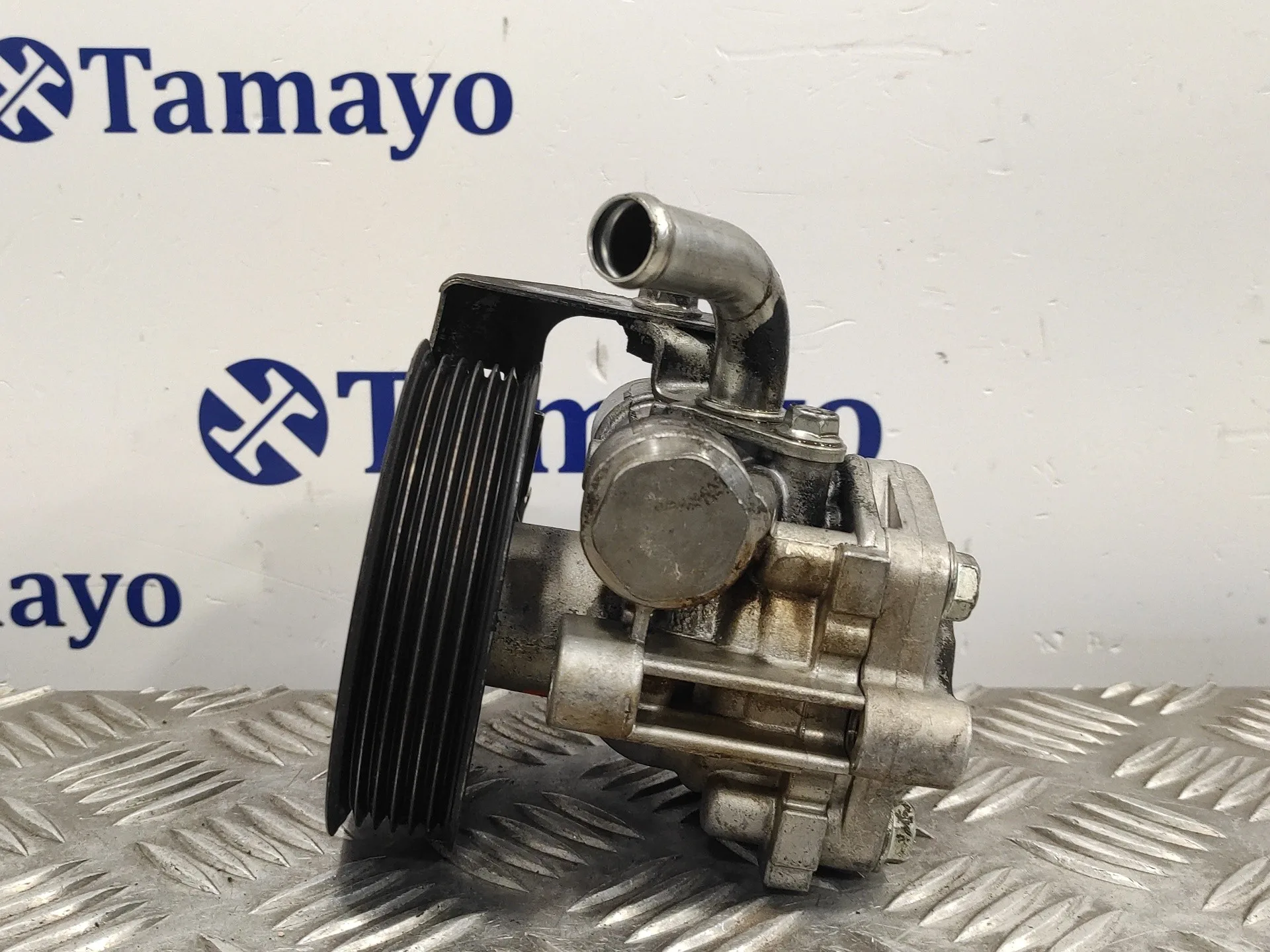 Bomba Direccion para Mitsubishi Grandis (Na0W)