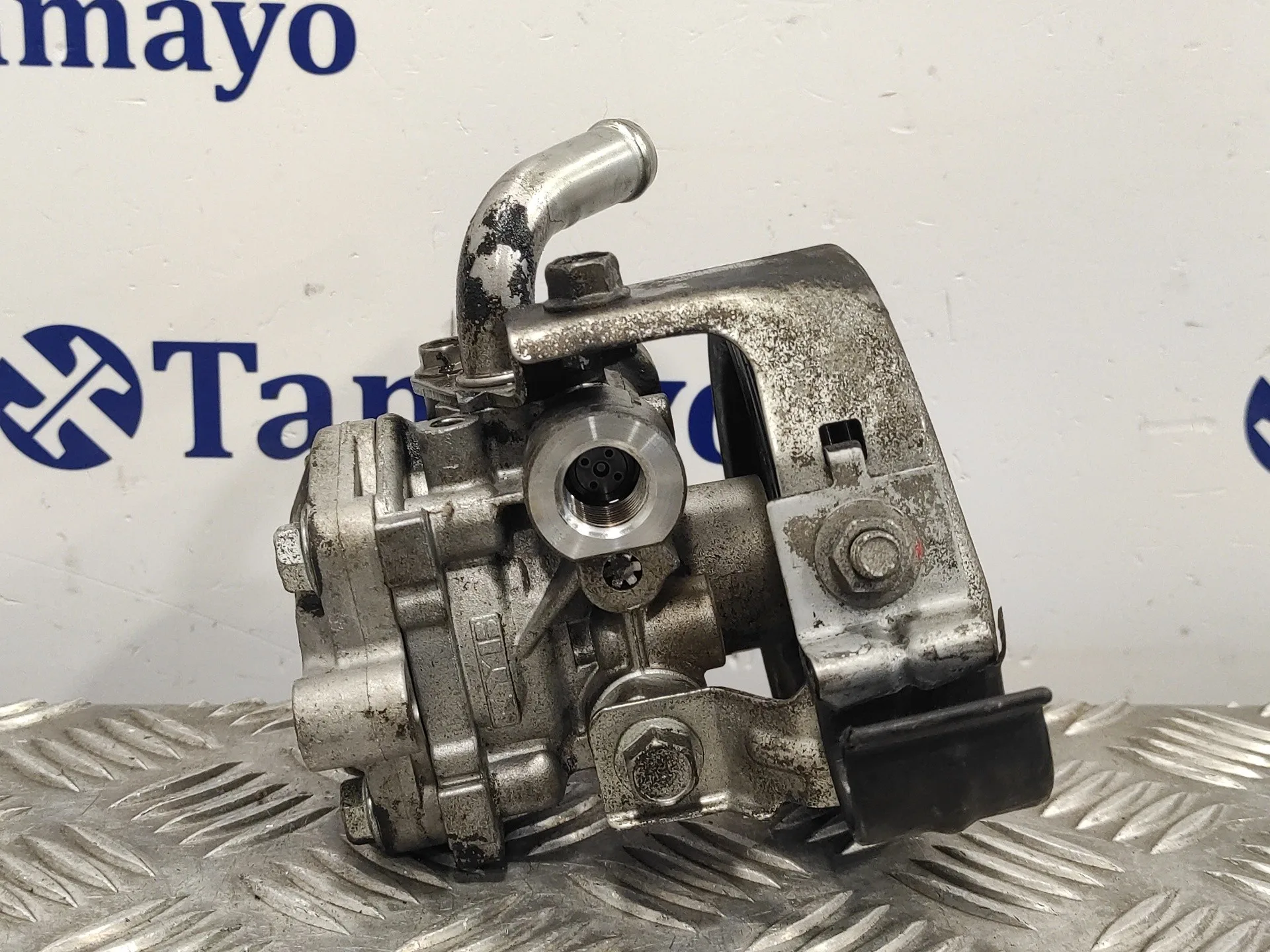 Bomba Direccion para Mitsubishi Grandis (Na0W)