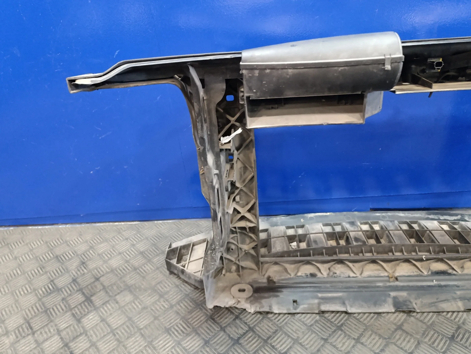 Panel Frontal para Skoda Suberb (3T4)