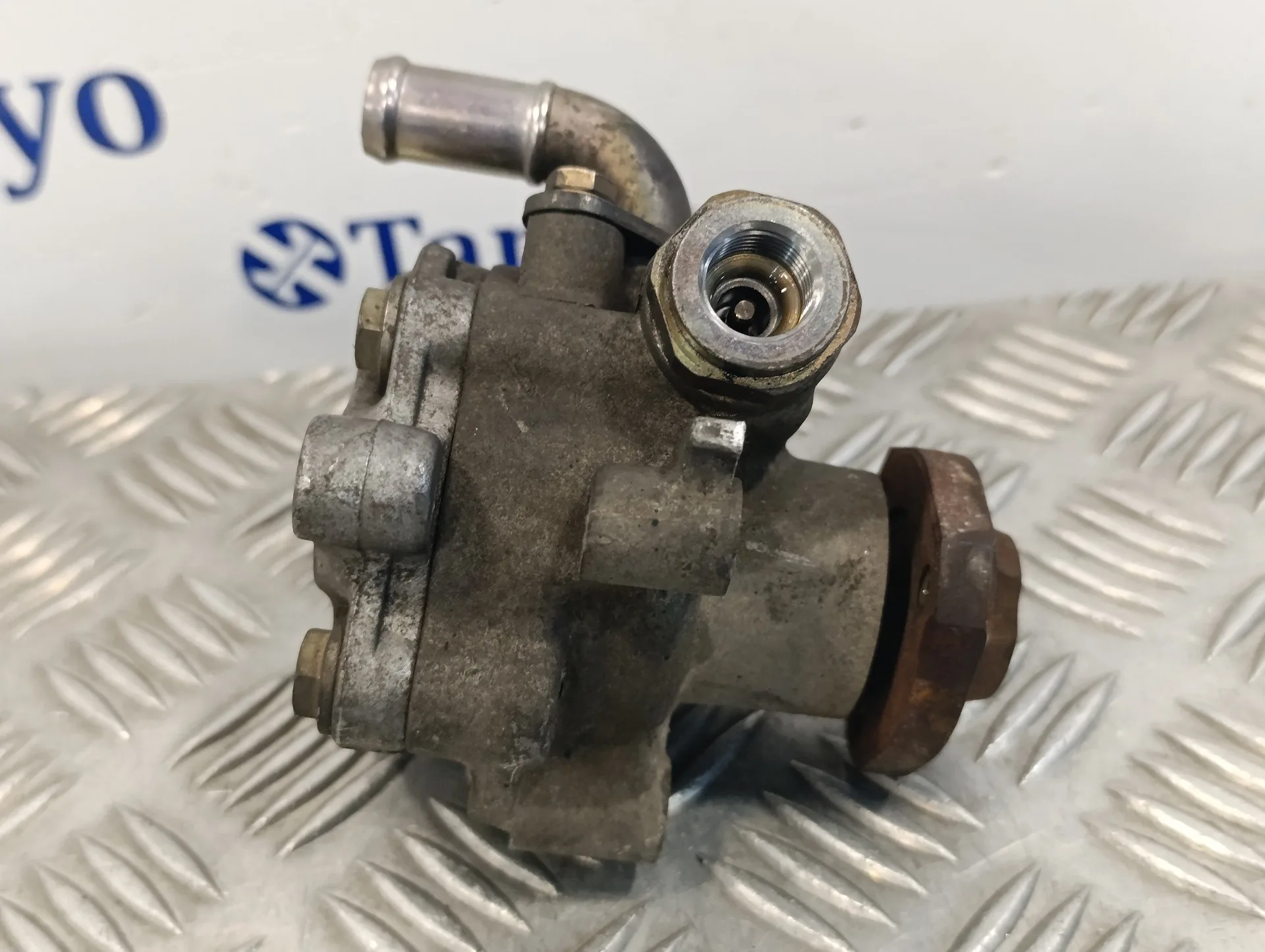 Bomba Servodireccion para Seat Leon (1M1)