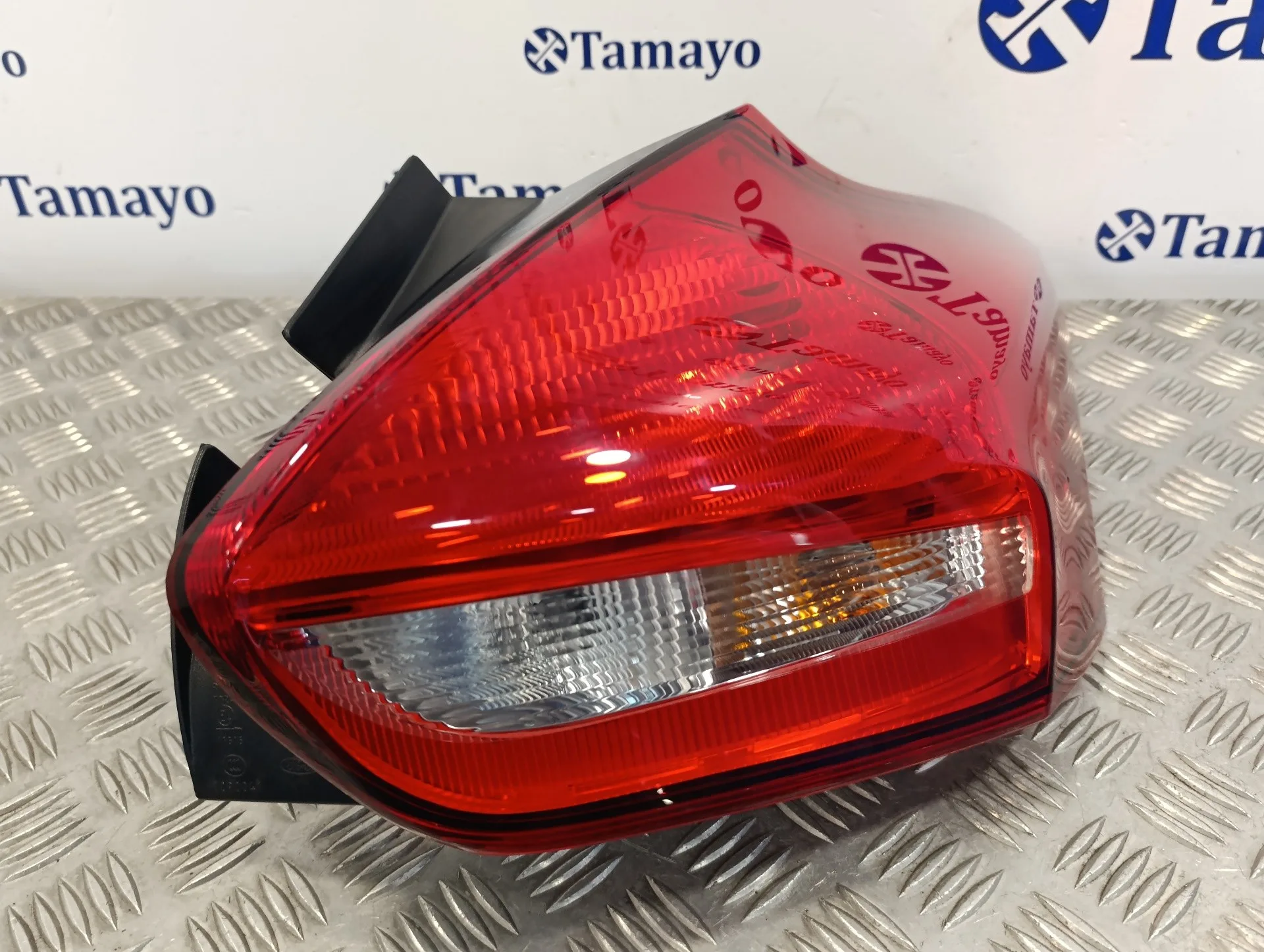 Piloto Trasero Derecho para Ford Focus Lim.
