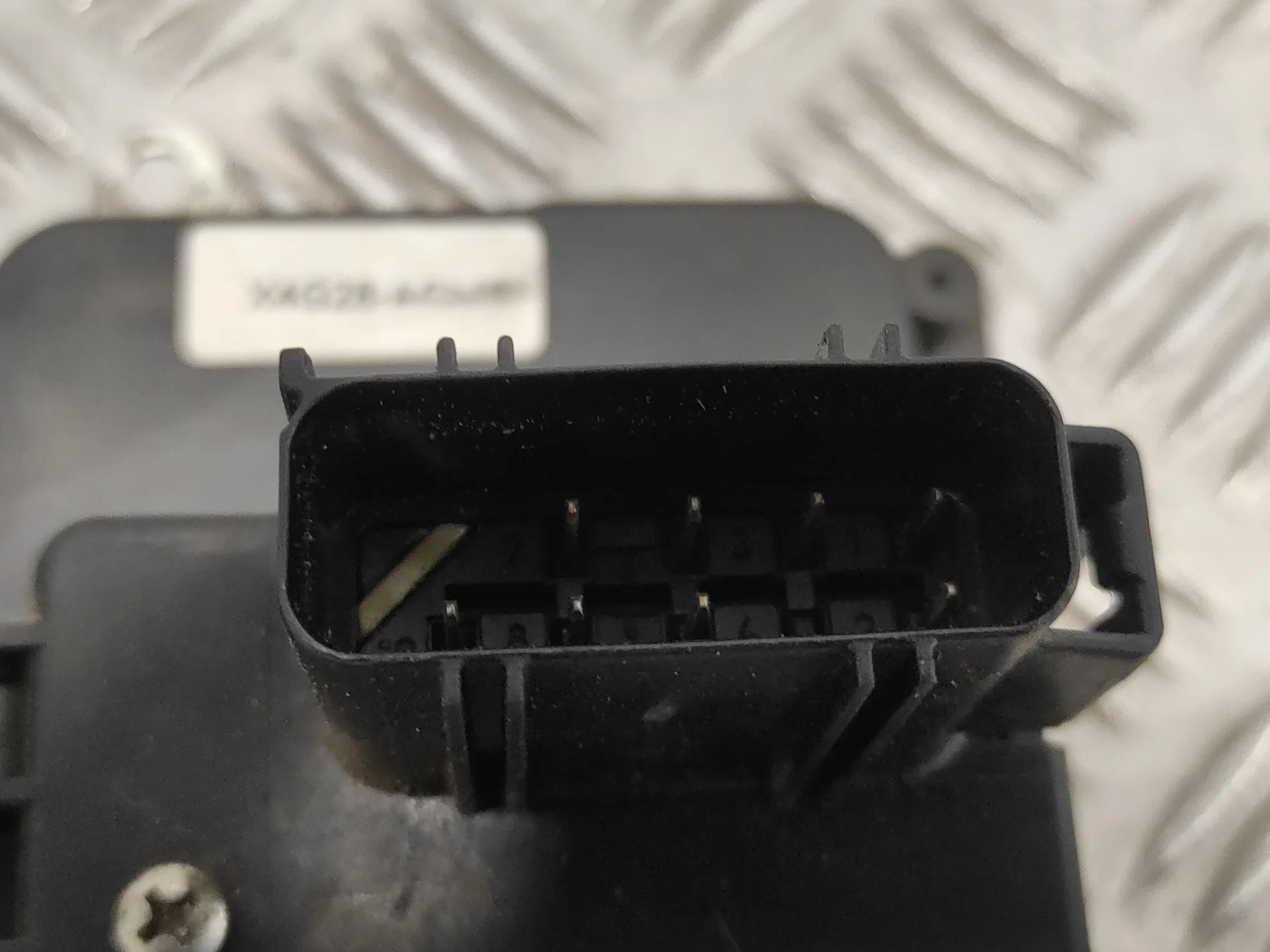 Cerradura Puerta Delantera Izquierda para Ford Fusion (Cbk)