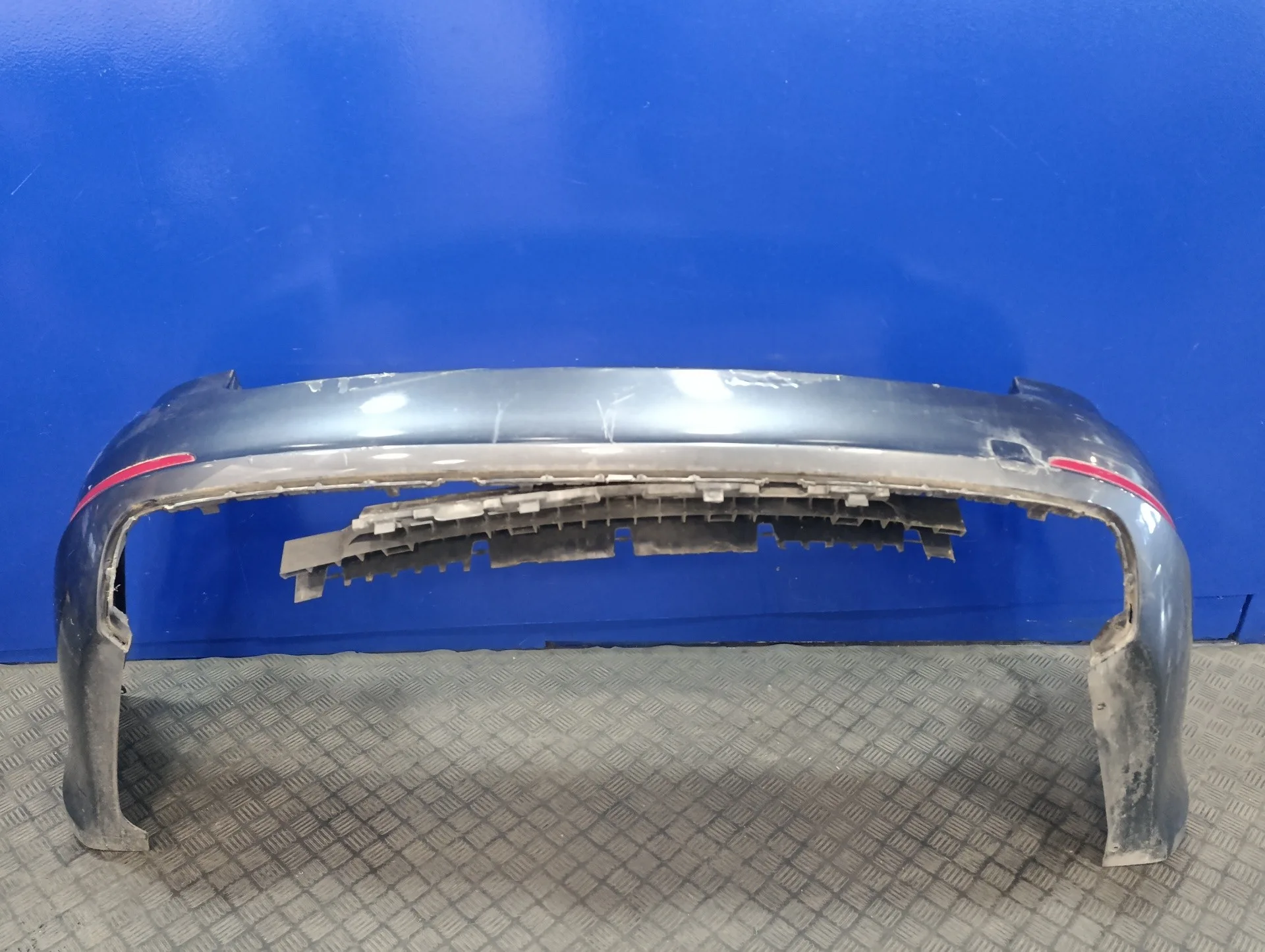Paragolpes Trasero para Skoda Suberb (3T4)