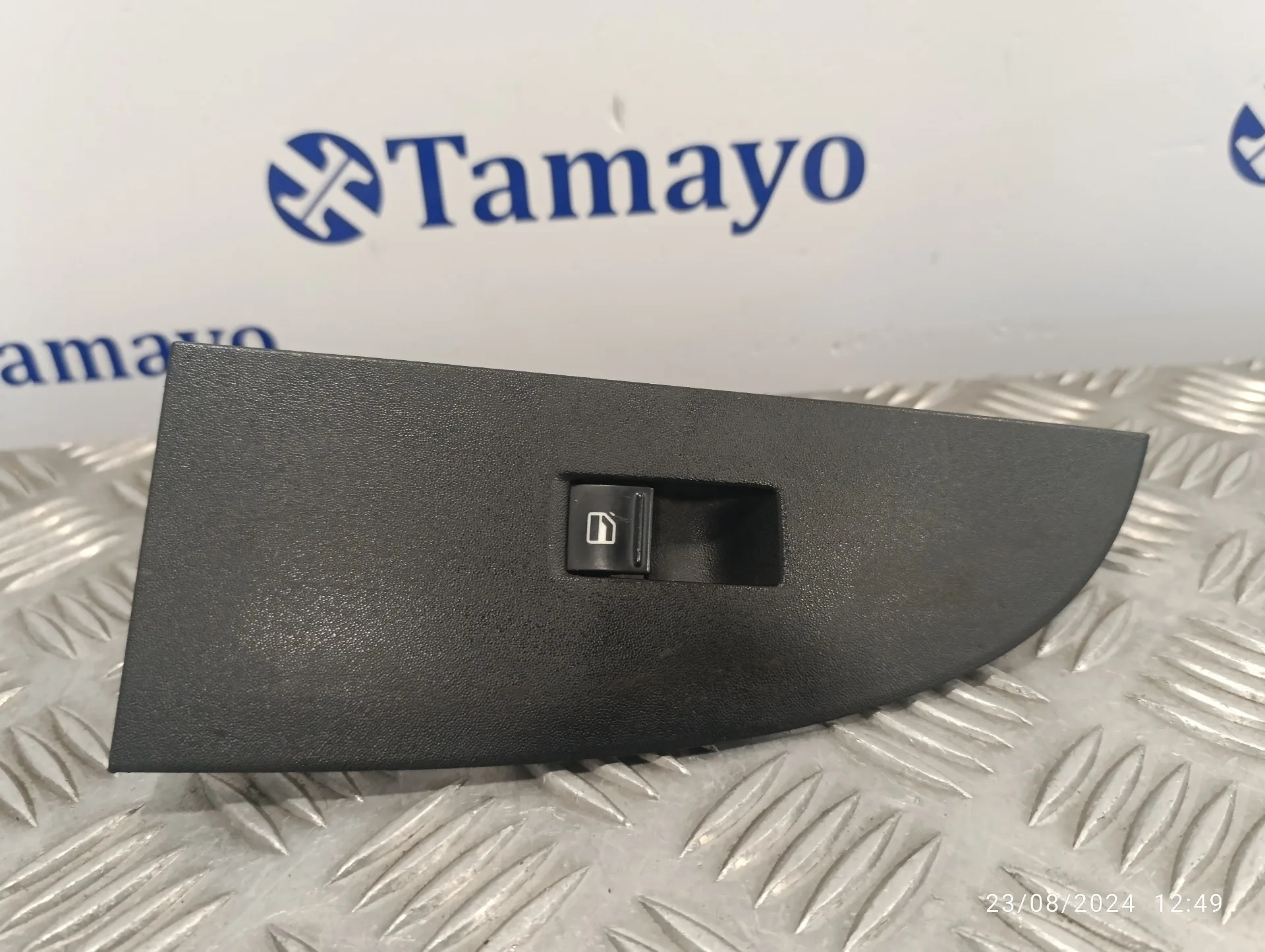 Mando Elevalunas Delantero Derecho para Seat Leon (1P1)