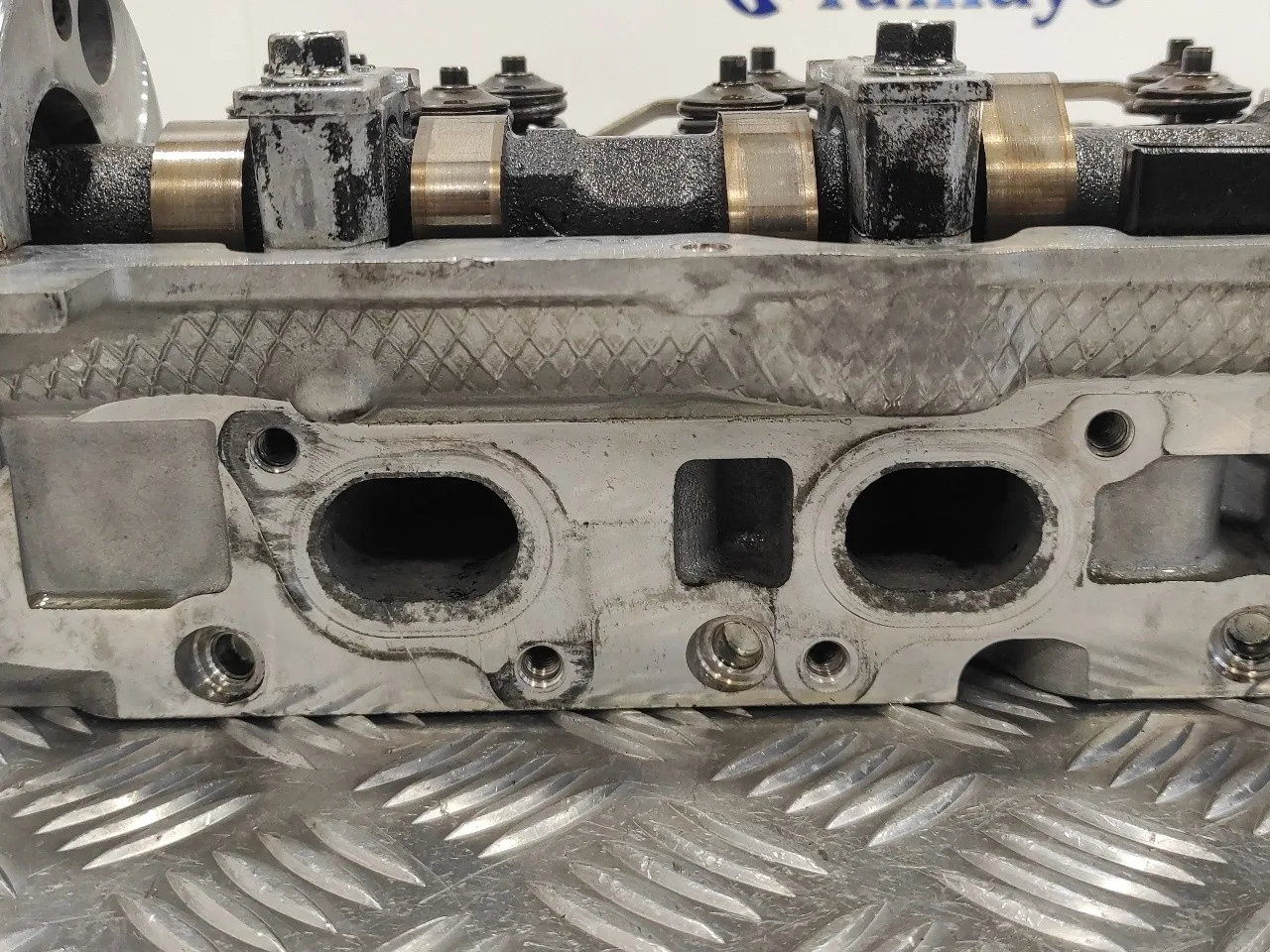 Culata para Mazda 5 Berl. (Cr)