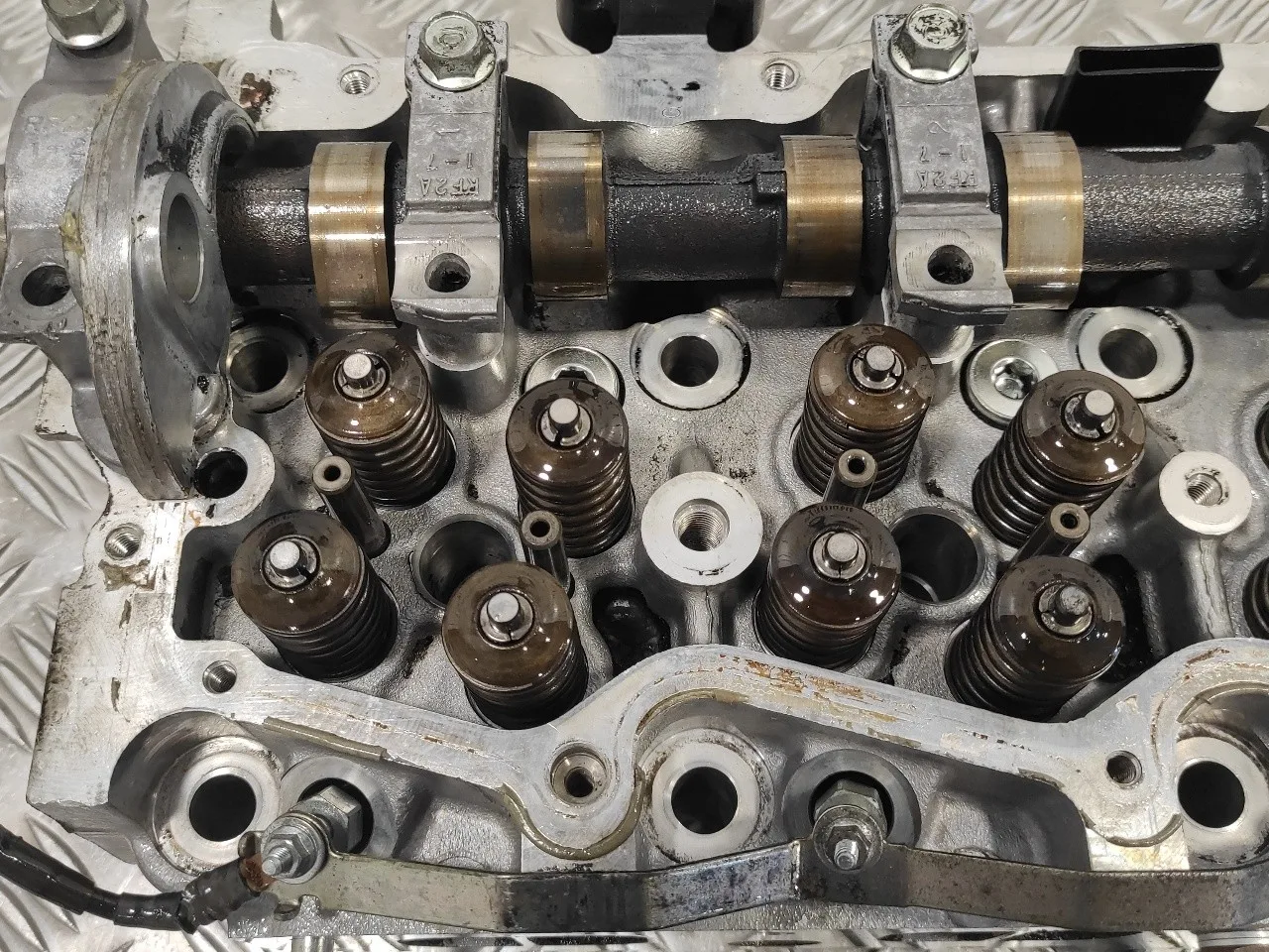 Culata para Mazda 5 Berl. (Cr)