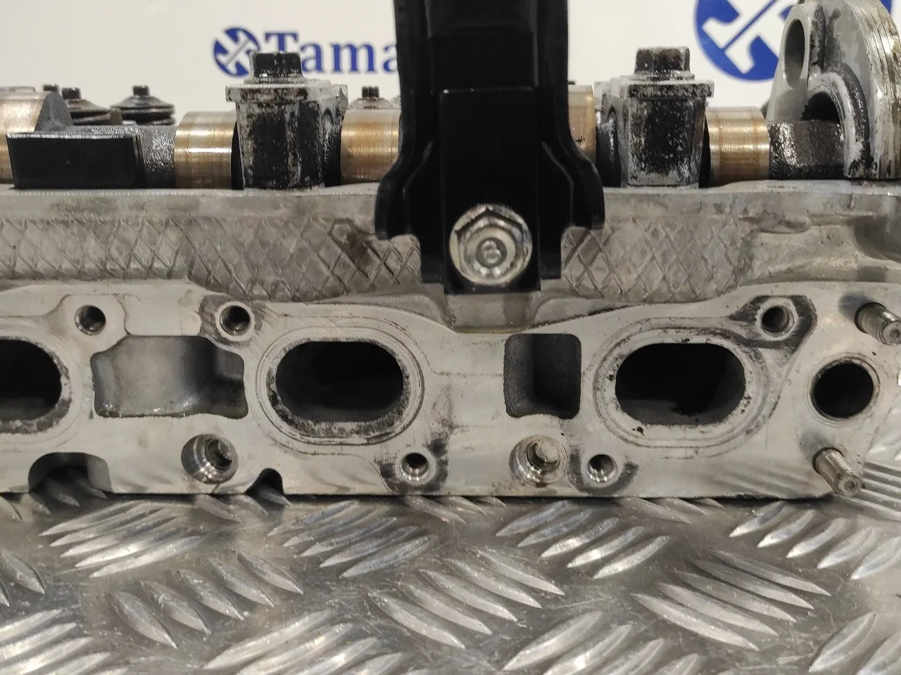 Culata para Mazda 5 Berl. (Cr)