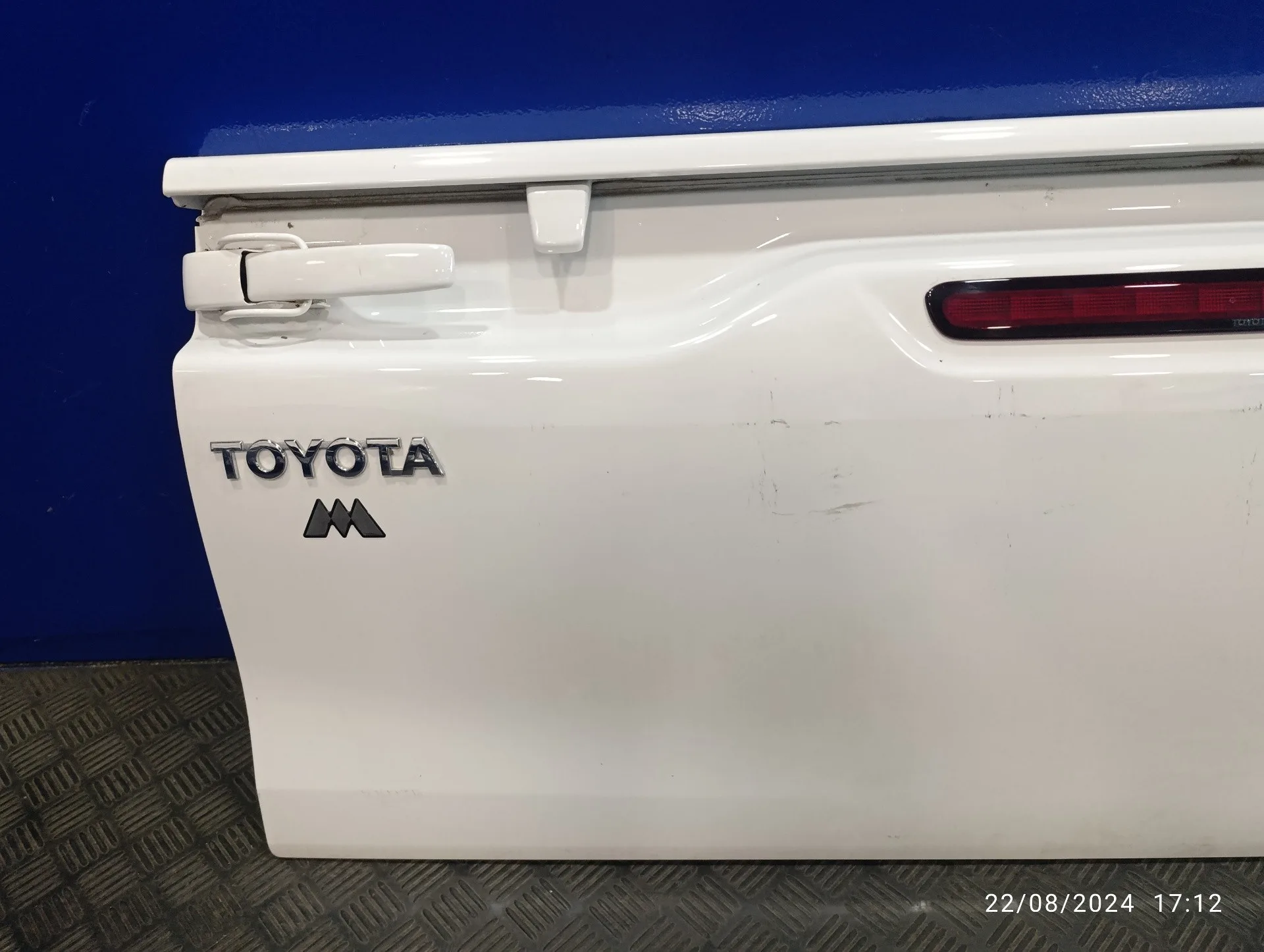 Porton Trasero para Toyota Hilux (Kun)