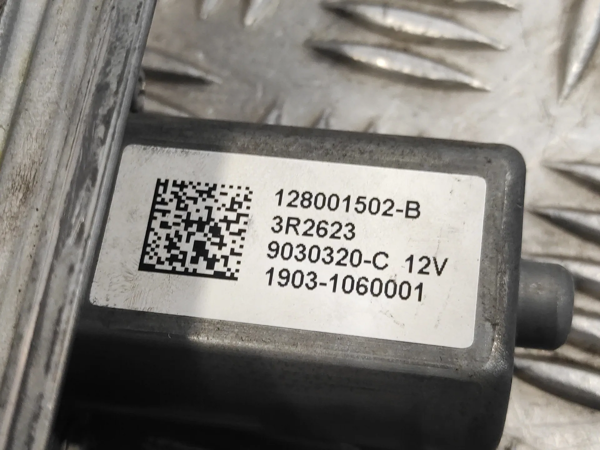 Elevalunas Delantero Izquierdo para Renault Clio Iv