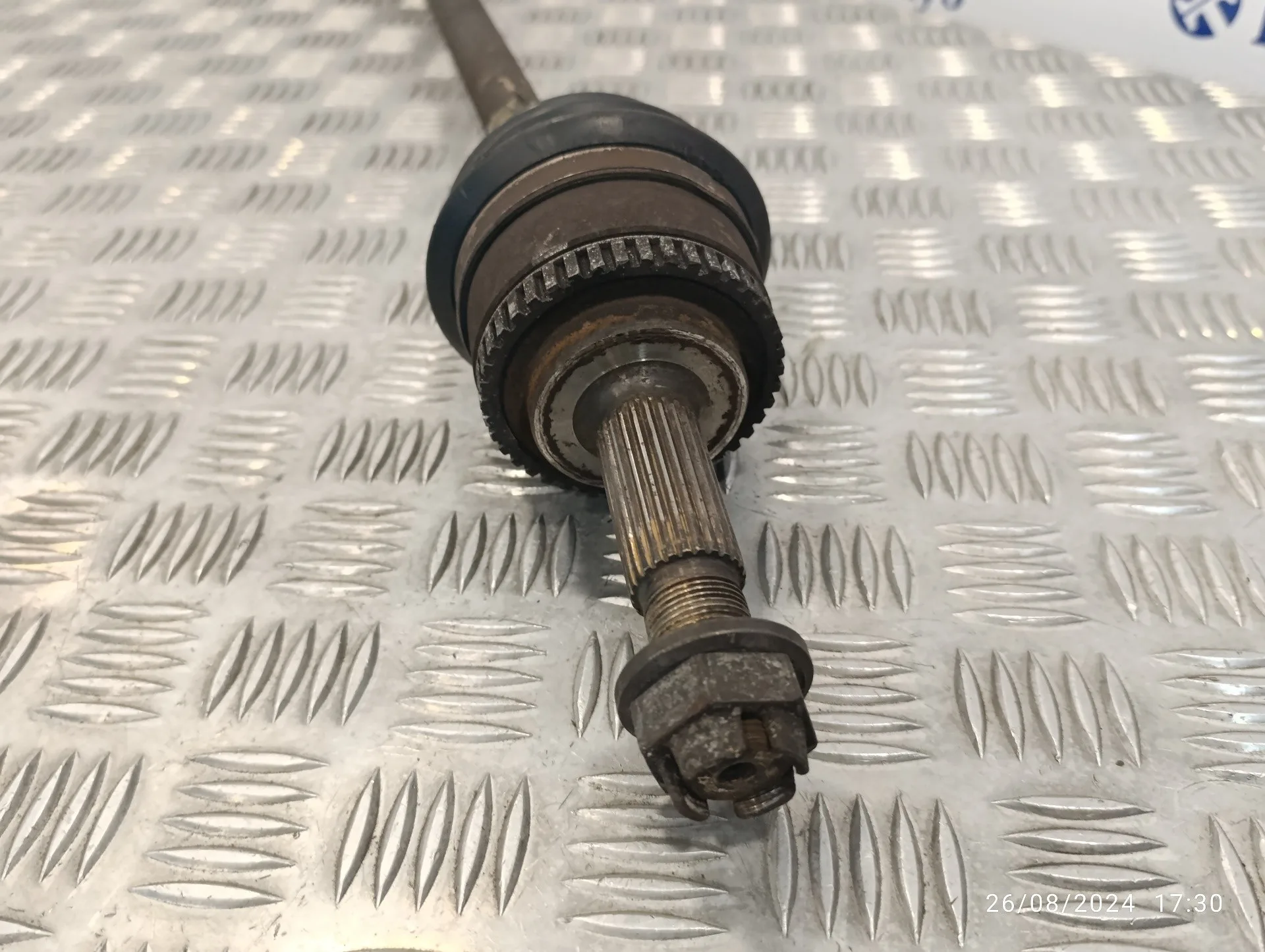 Transmision Delantera Derecha para Nissan Almera (N16/E)