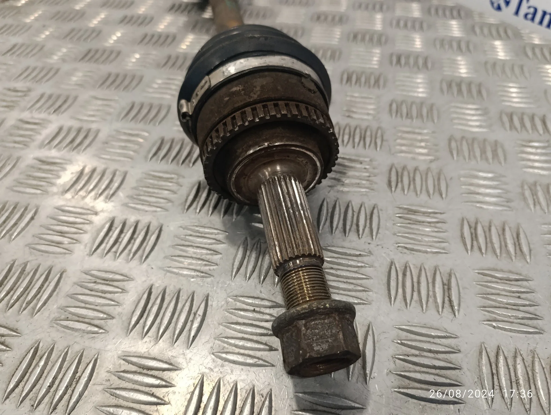 Transmision Delantera Izquierda para Nissan Almera (N16/E)