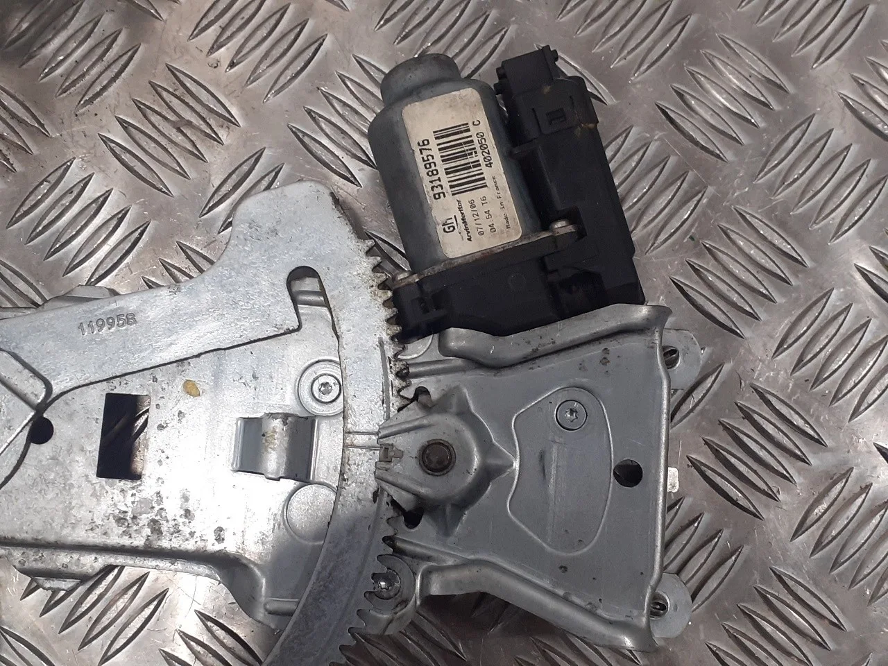 Elevalunas Delantero Izquierdo para Opel Meriva