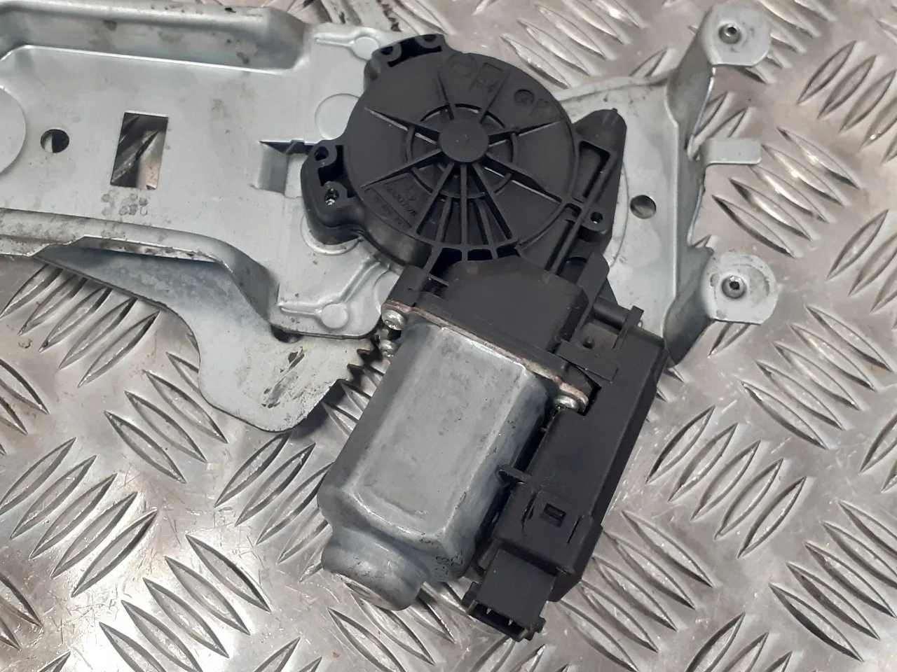 Elevalunas Delantero Izquierdo para Opel Meriva