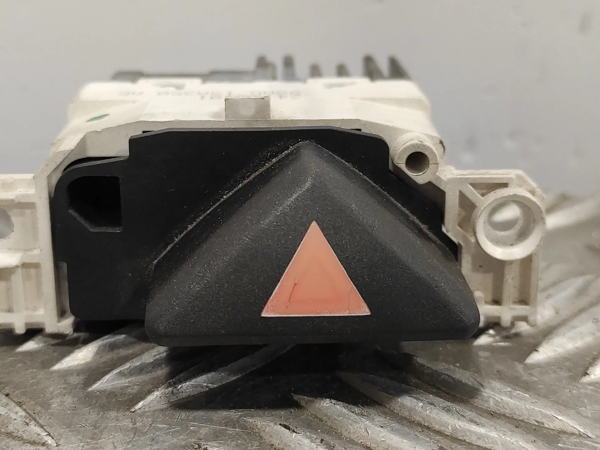 Warning para Ford Focus Berlina (Cak)