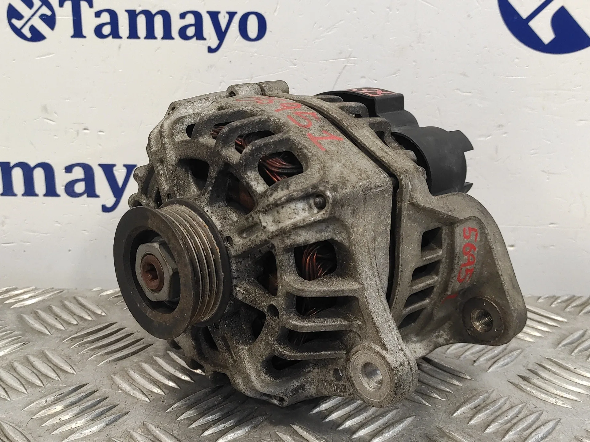 Alternador para Nissan Micra (K12E)