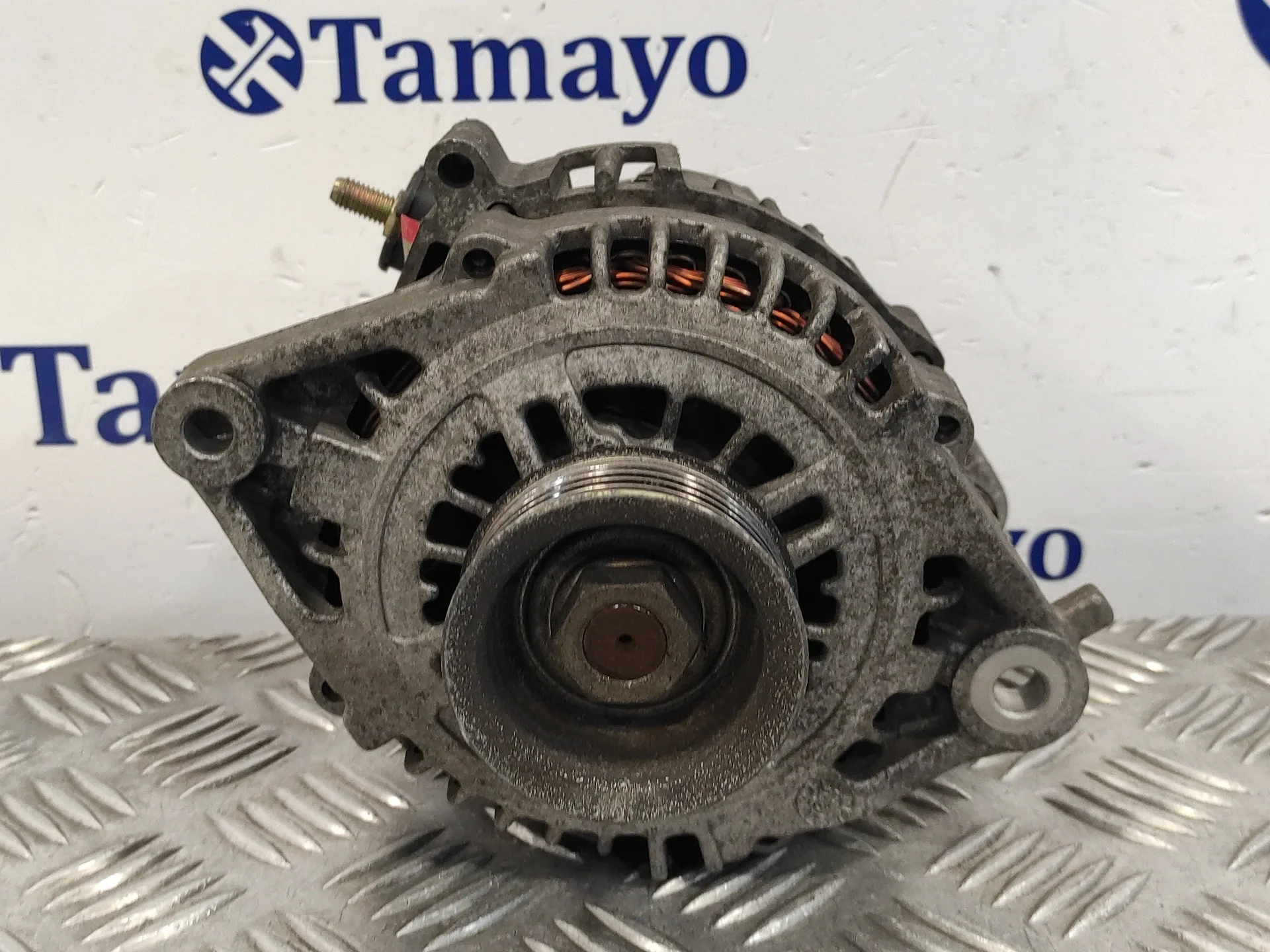 Alternador para Nissan Almera (N16/E)