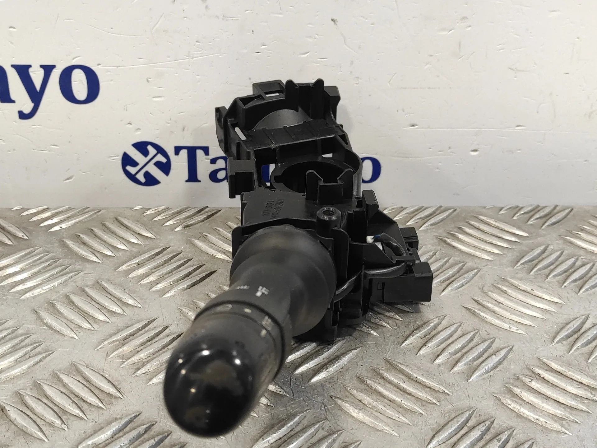 Mando Intermitentes para Toyota Yaris (Ksp9/Scp9/Nlp9)
